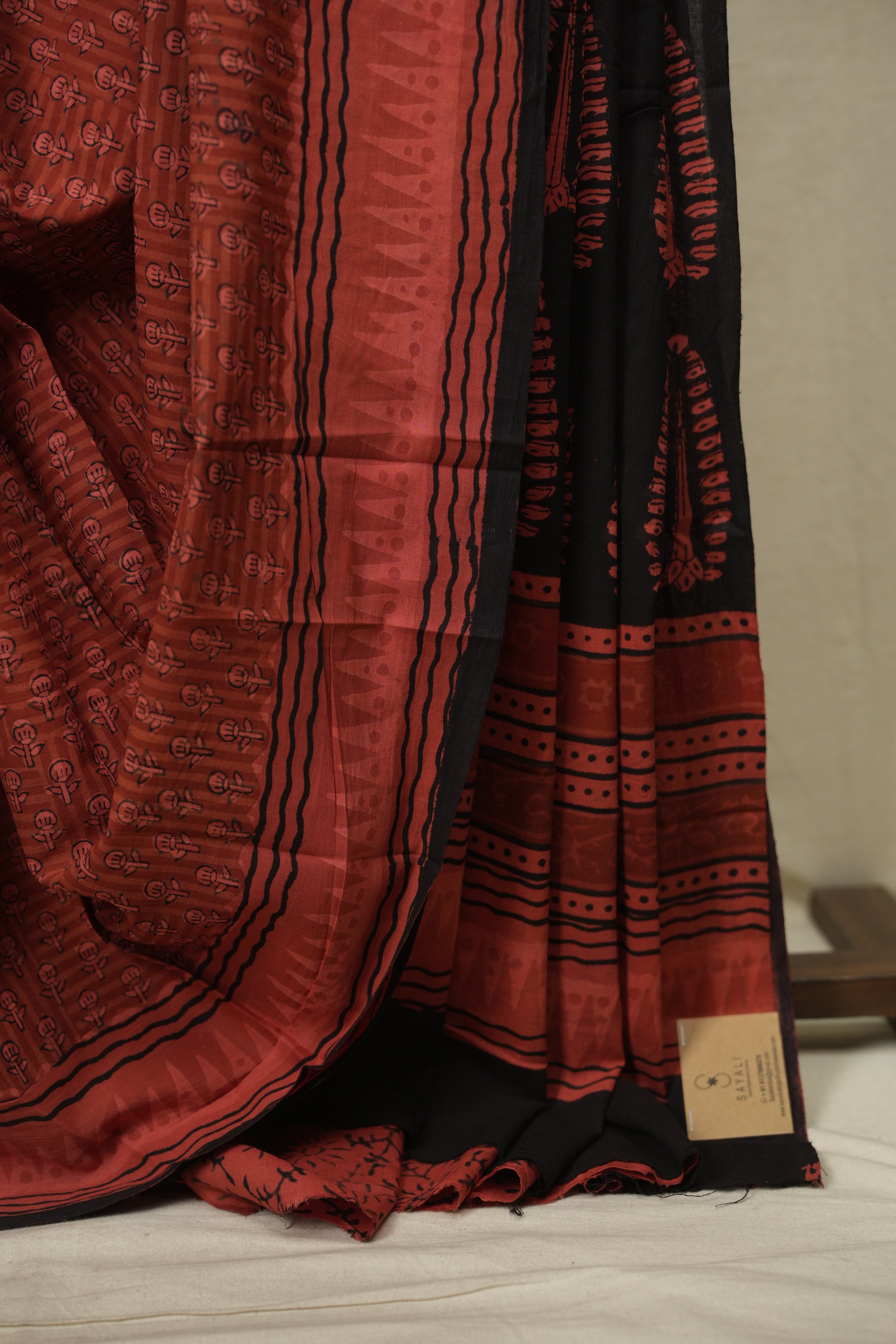 Red HBP Cotton Saree - SRRCS3650