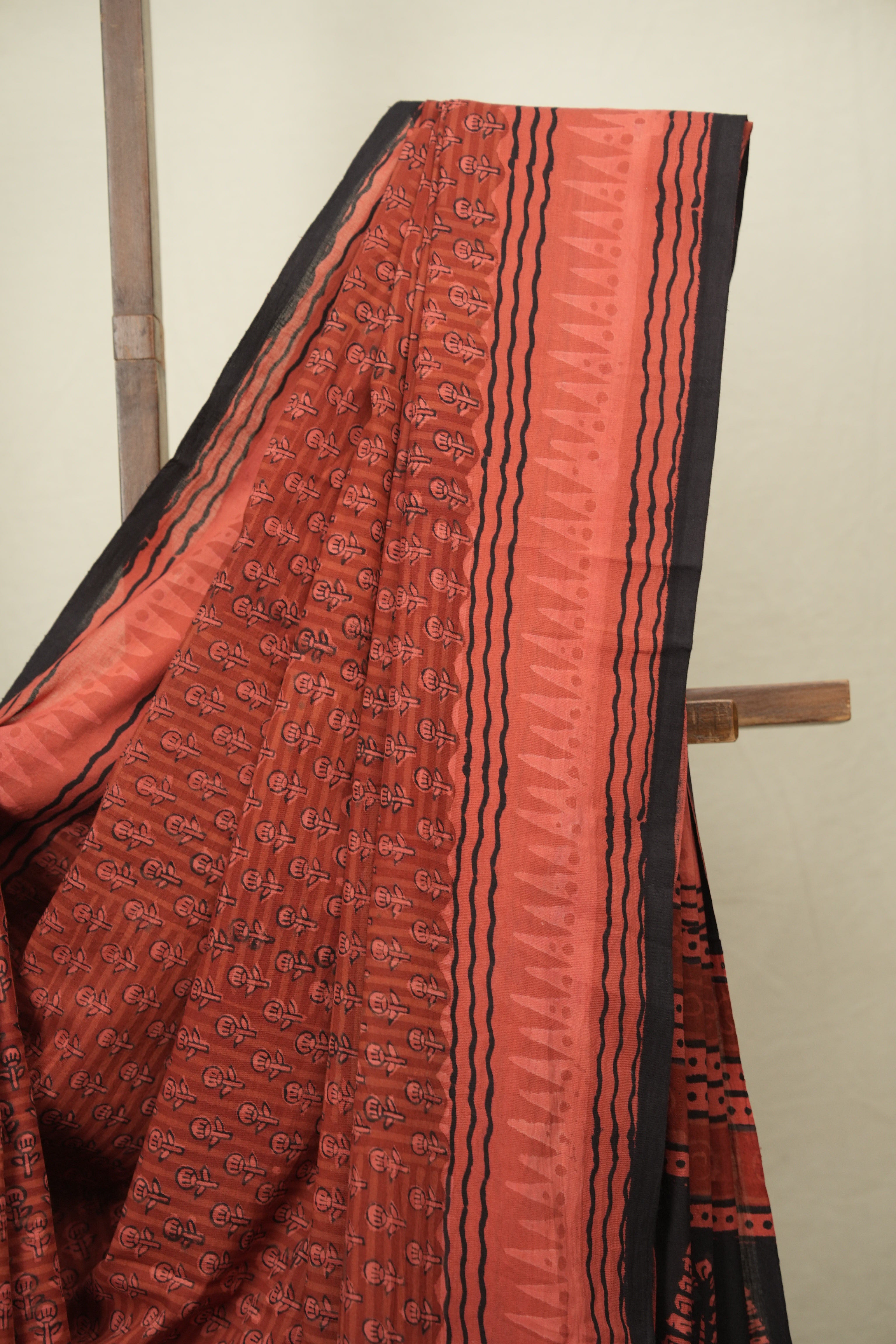 Red HBP Cotton Saree - SRRCS3650