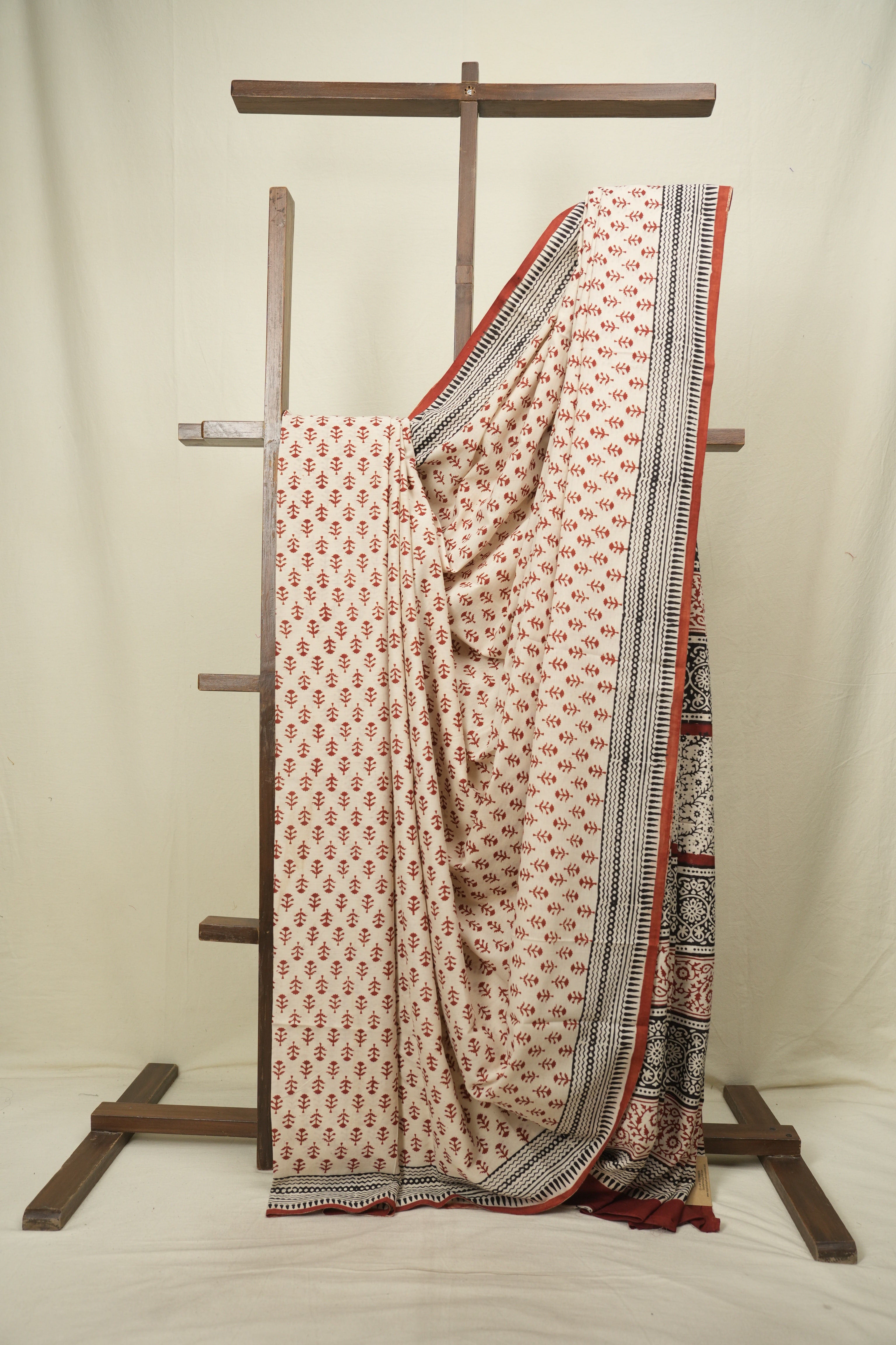 Cream HBP Cotton Saree - SRCCS3674