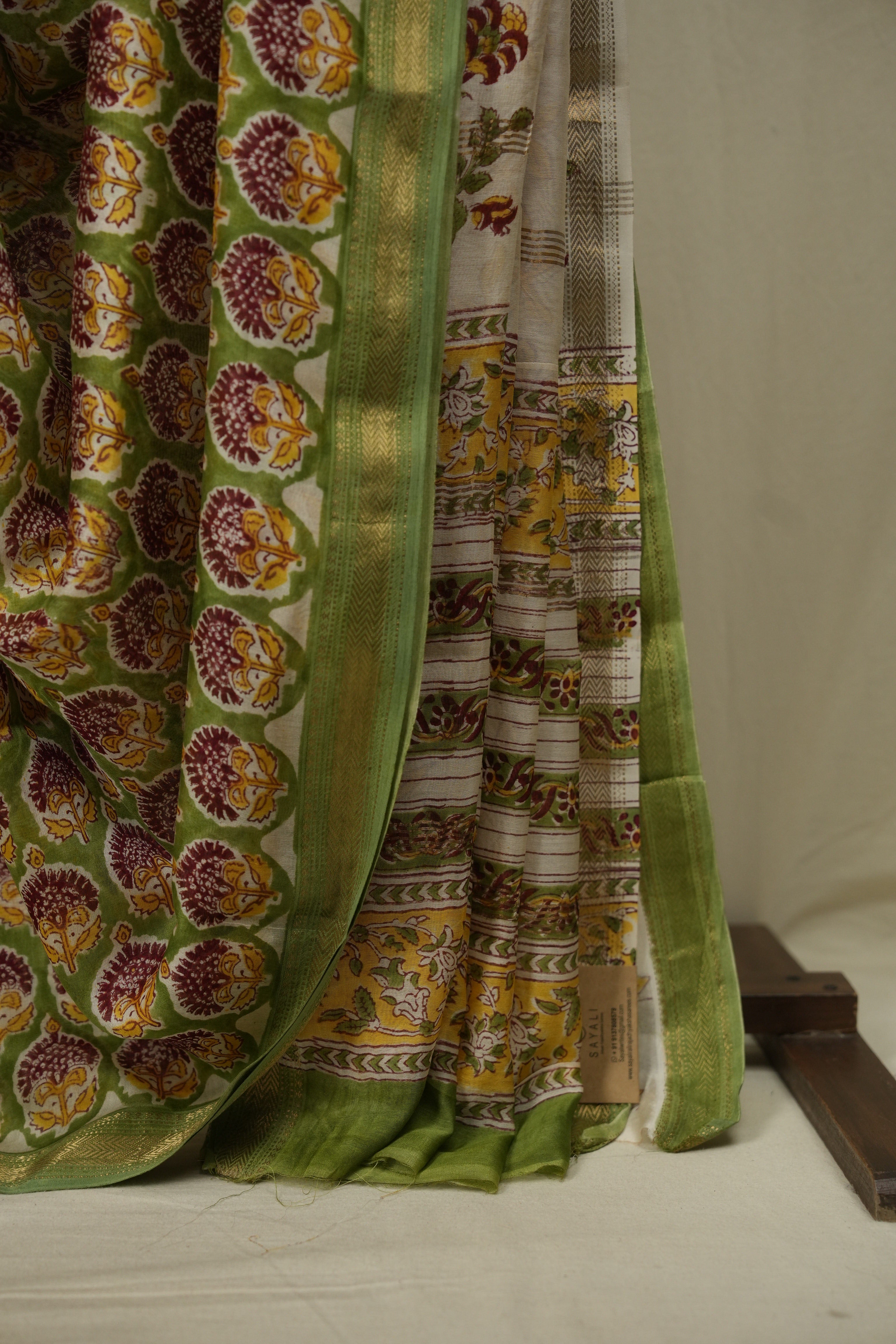 Green HBP Cotton Silk Saree With Chanderi Border - SRGCSS1762