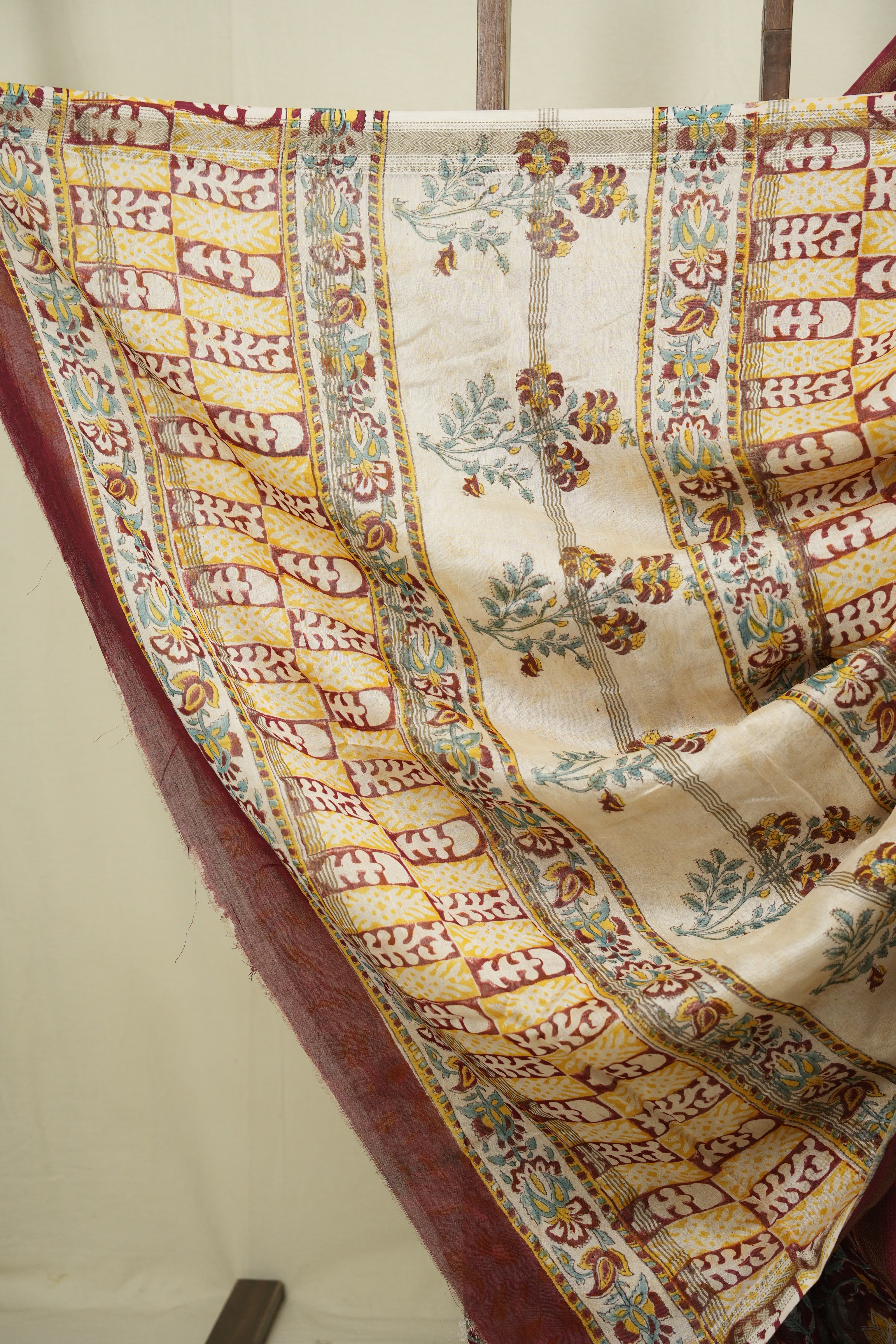 Maroon HBP Cotton Silk Saree With Chanderi Border - SRMCSS1764