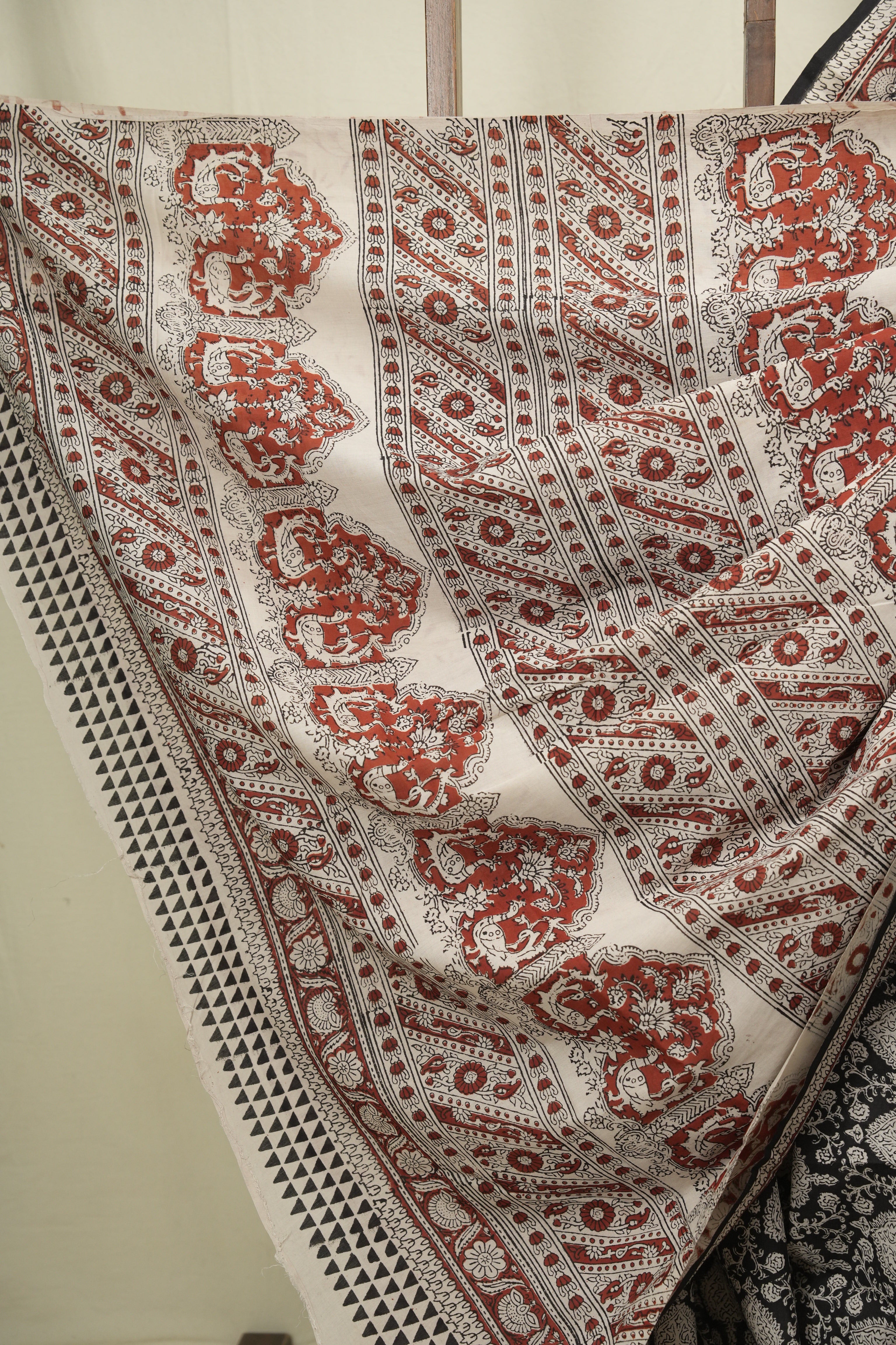 Black HBP Cotton Saree - SRBCS3692