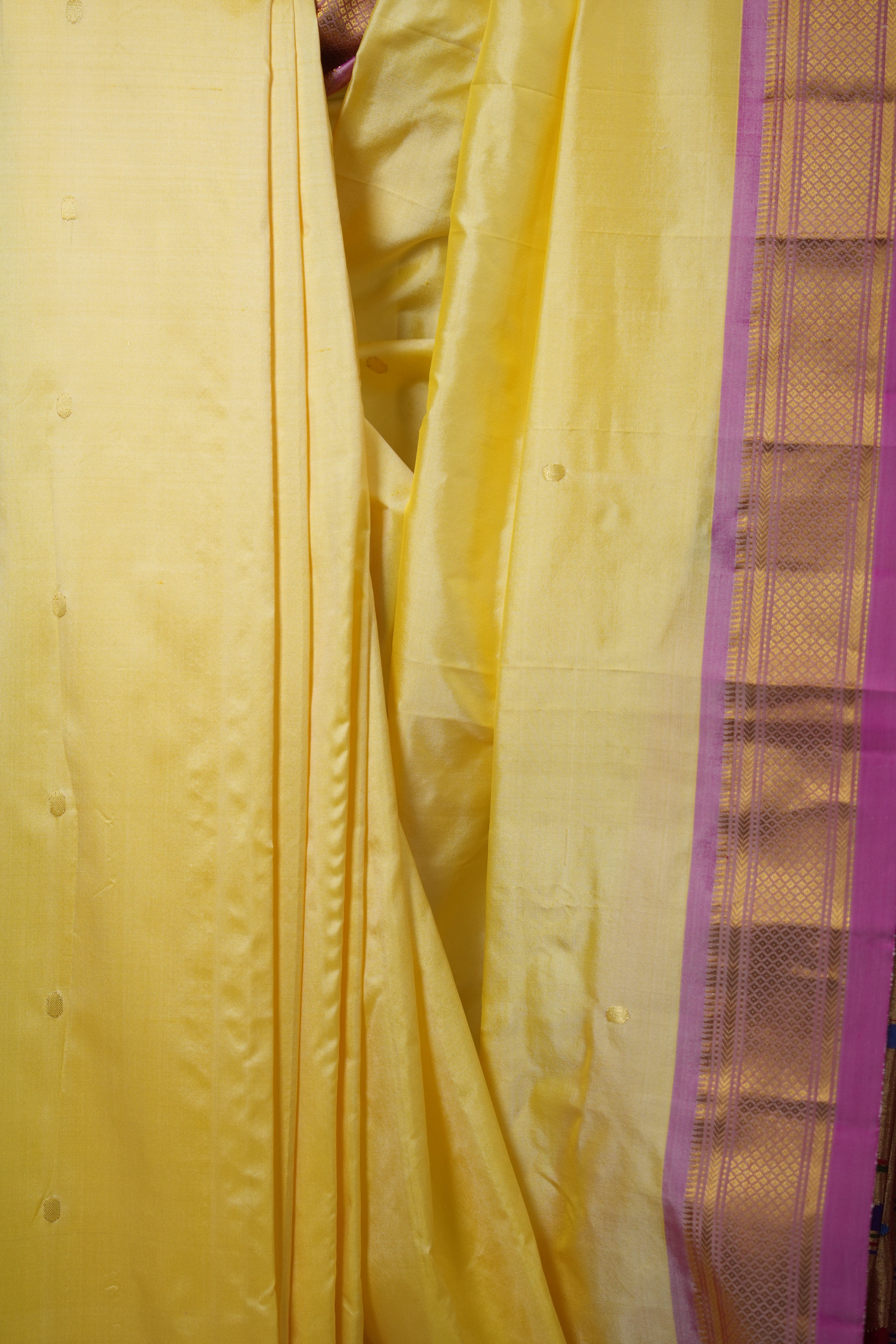 Light Yellow Silk Paithani Saree - SRLYSPS749
