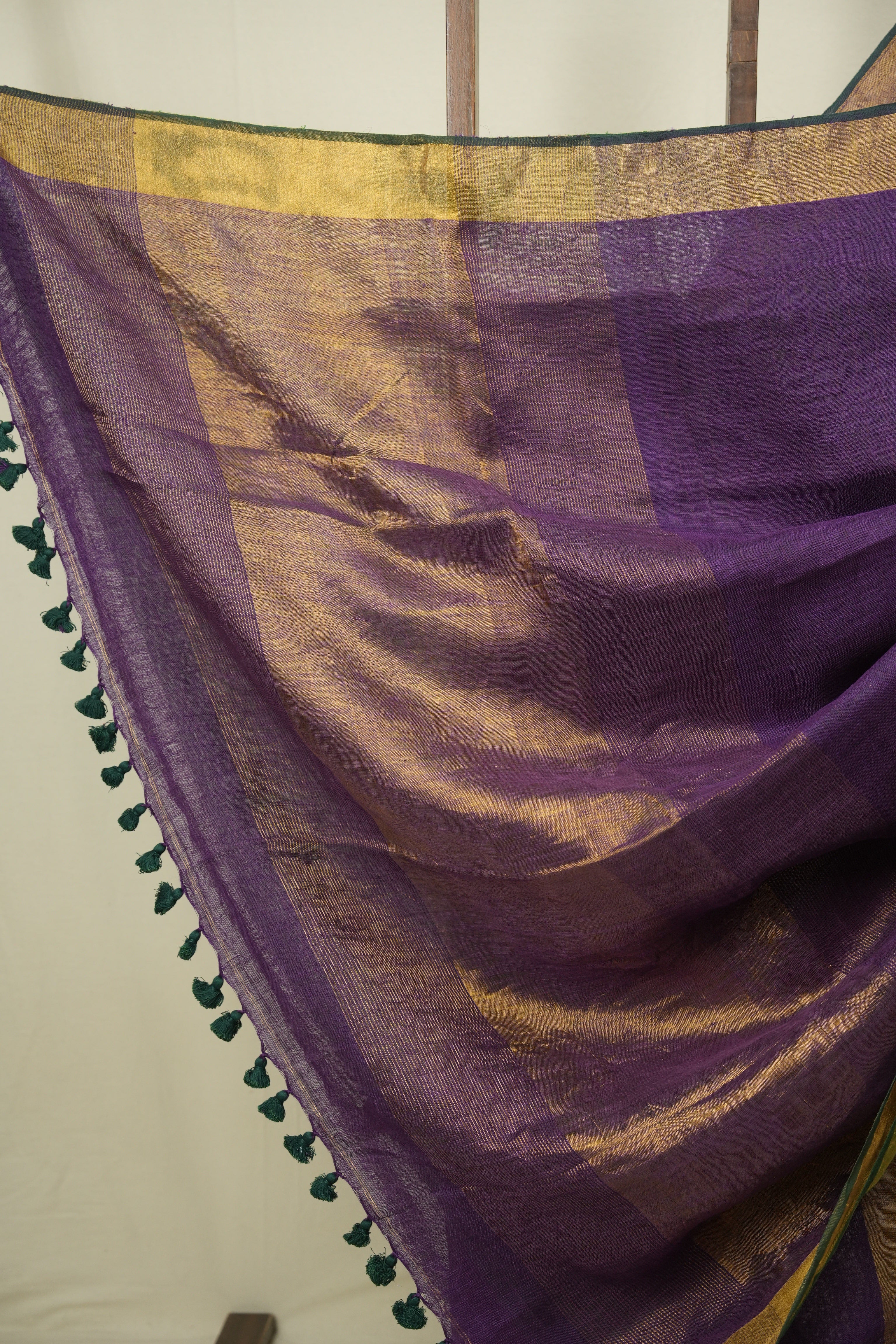 Purple Plain Linen Saree With Green Tassels - SRPPLS536