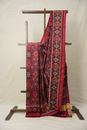 Red Rajkot Patola Silk Saree - Saavari - SSRRPSS11