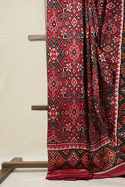 Red Rajkot Patola Silk Saree - Saavari - SSRRPSS11