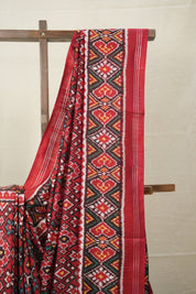 Red Rajkot Patola Silk Saree - Saavari - SSRRPSS11
