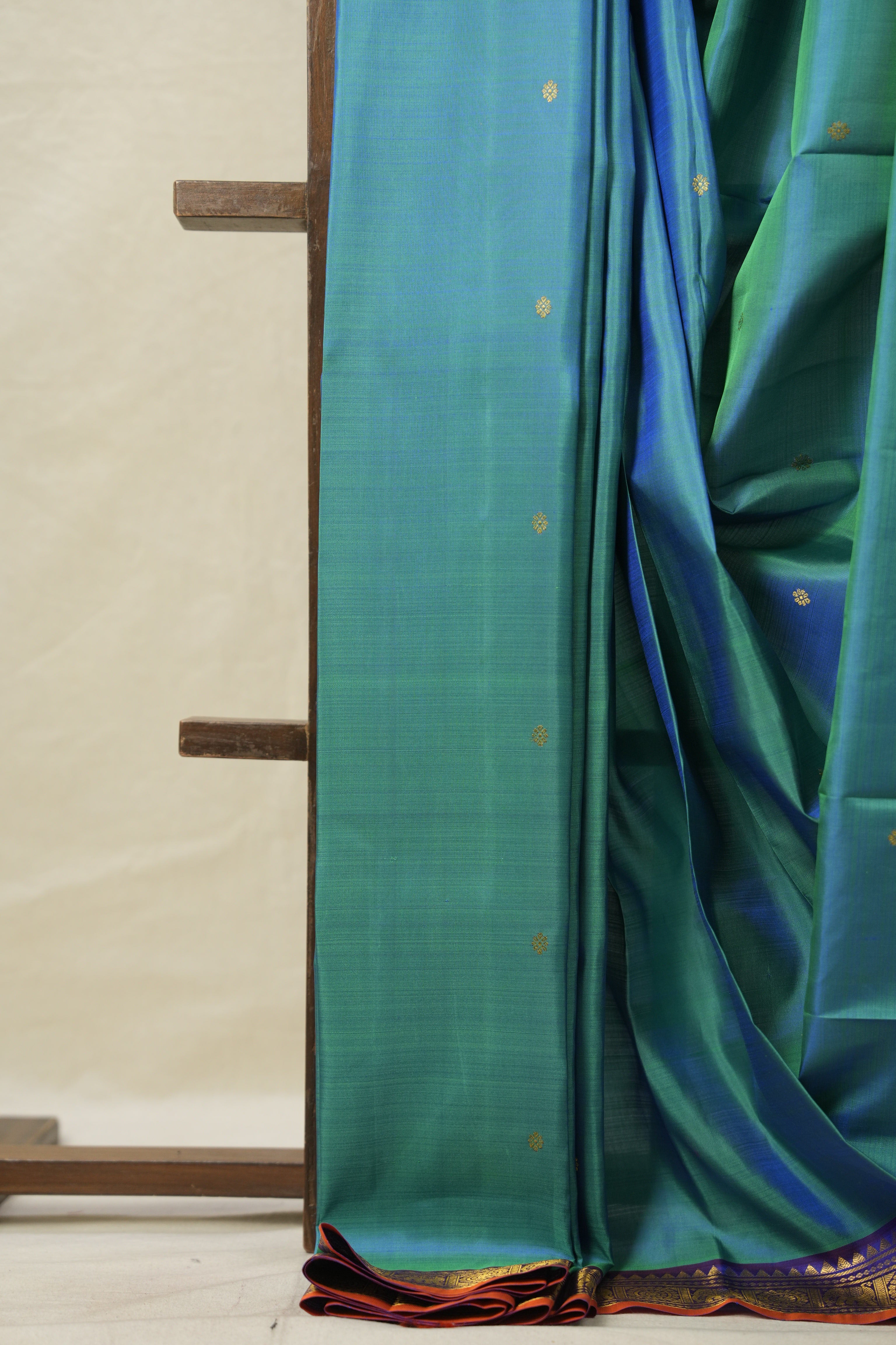 Dual Tone Green Blue Kanjivaram Silk Saree - SRDTGBKSS997