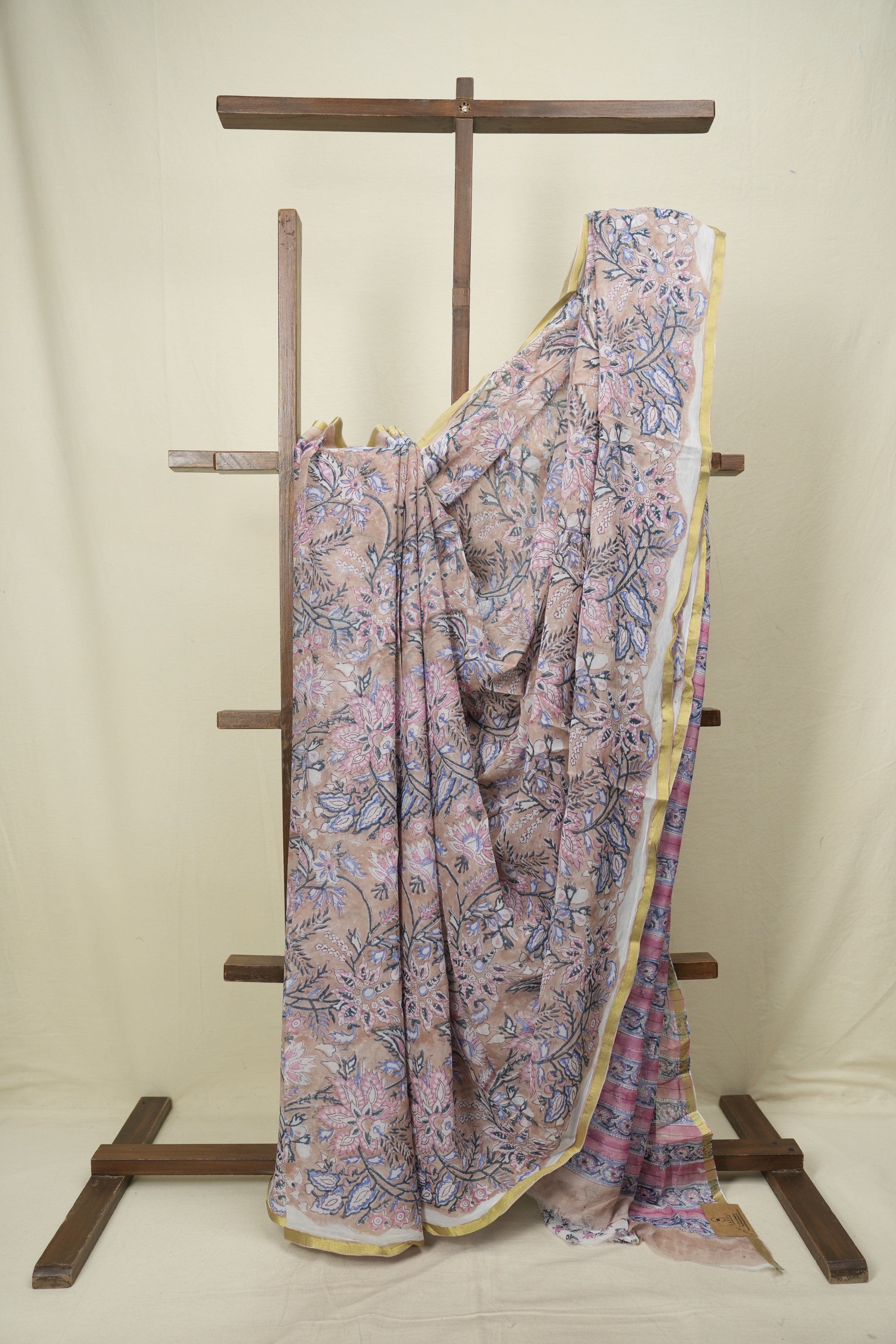 Cream HBP Georgette Saree - SRCHGS56