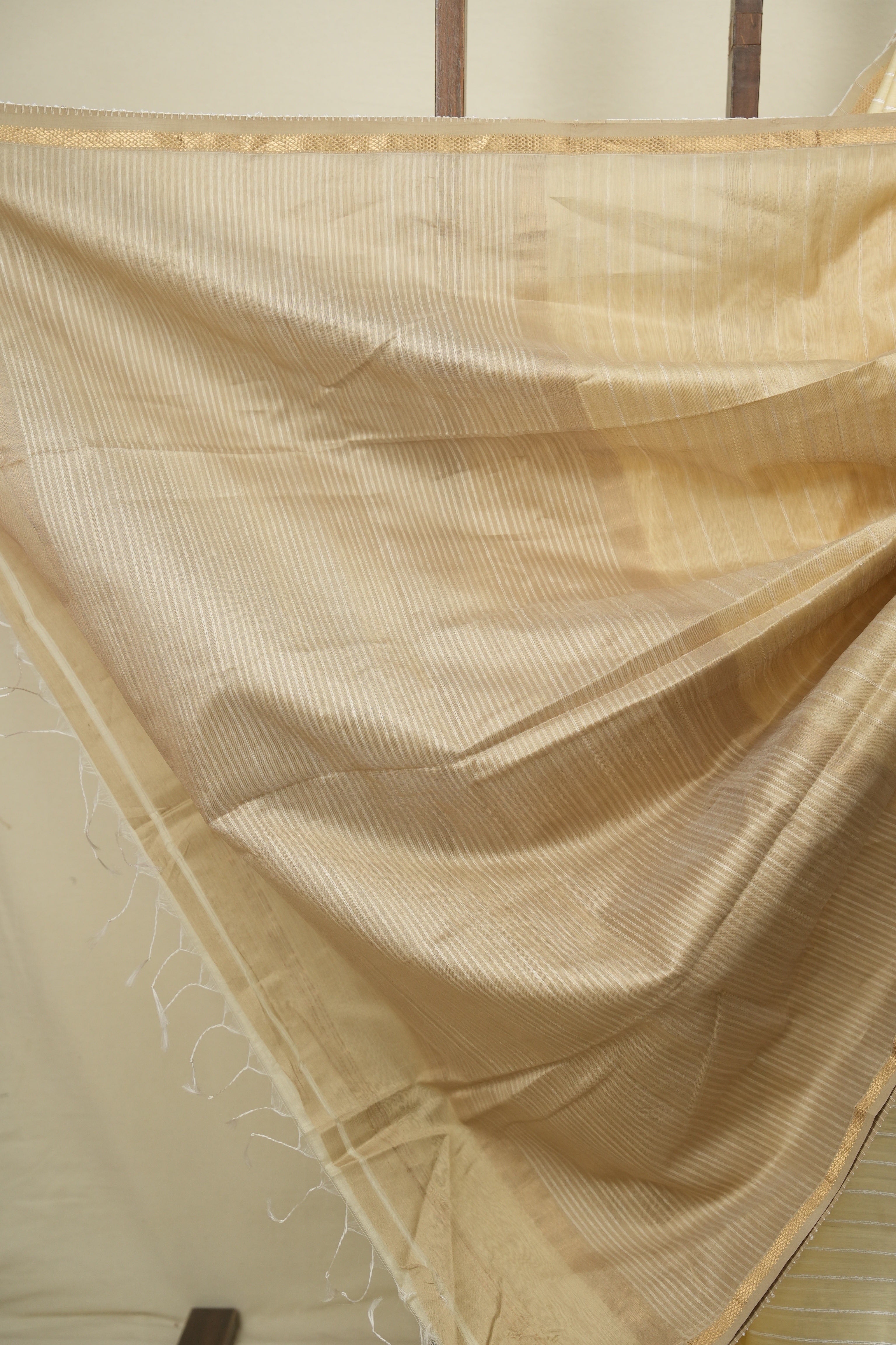 Cream Maheshwari Saree - SRCMS1372