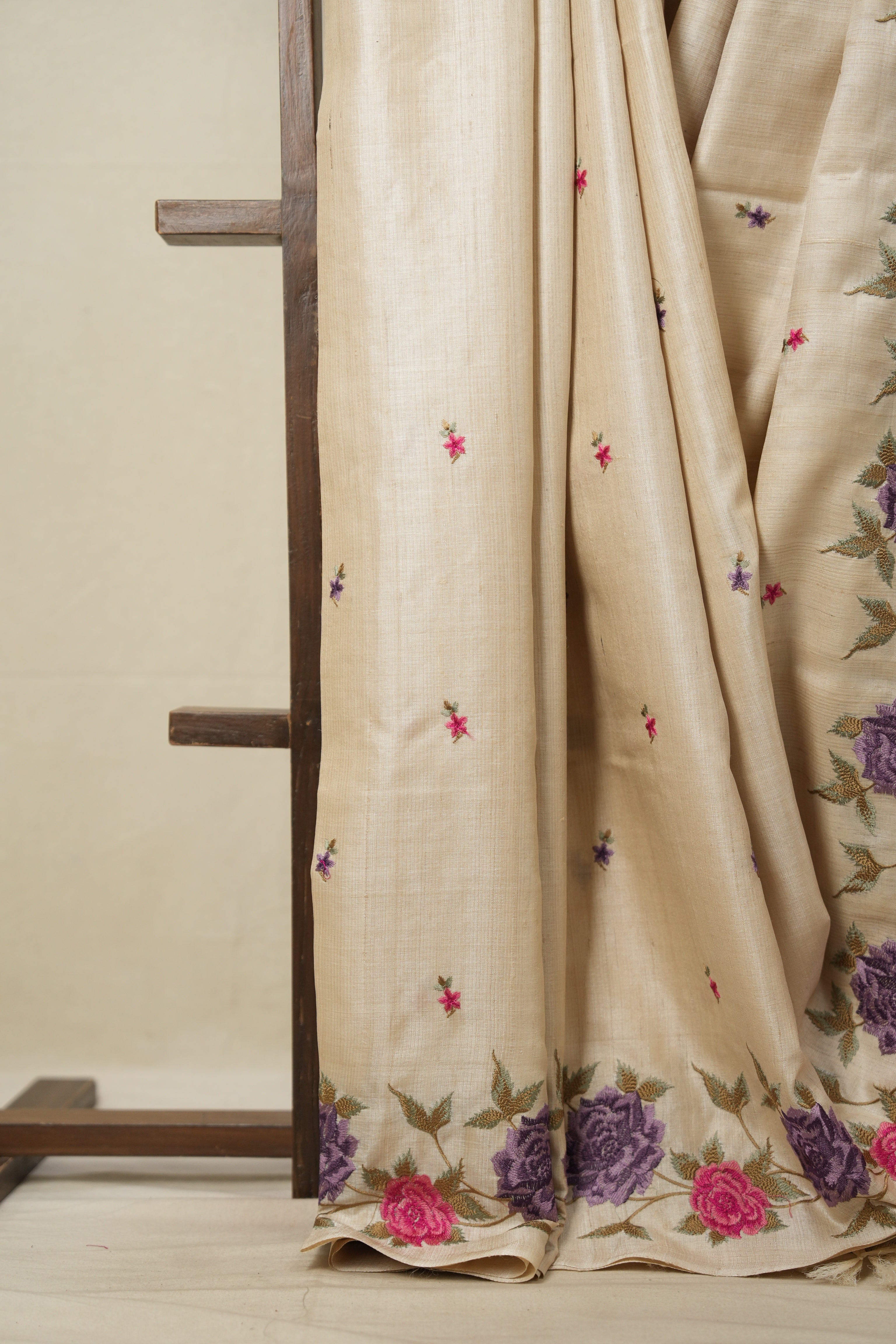 Light Beige Machine Embroidered Tussar Silk Saree - SRLBMETSS1498