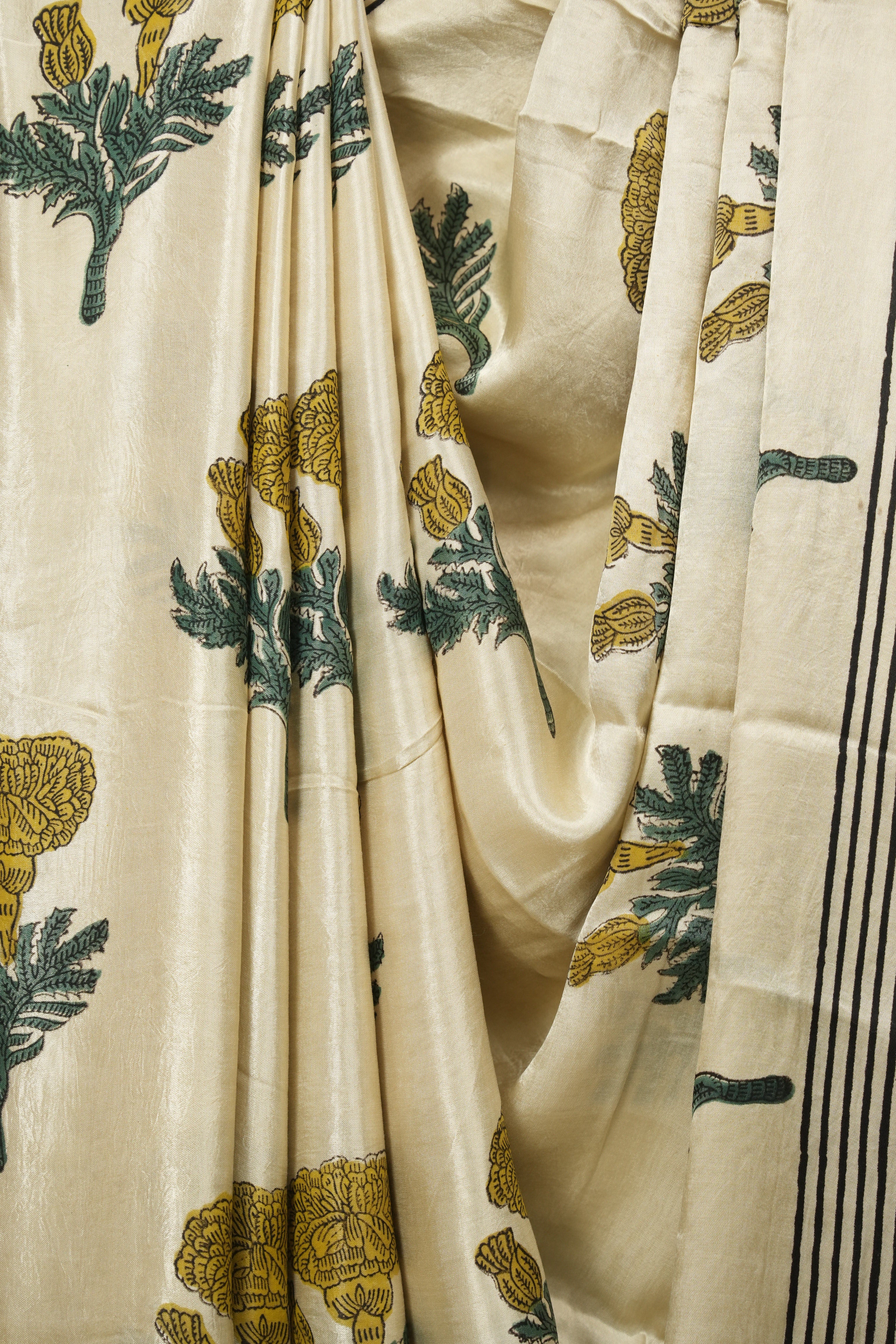 Off -White HBP Modal Silk Saree - SROWMSS731