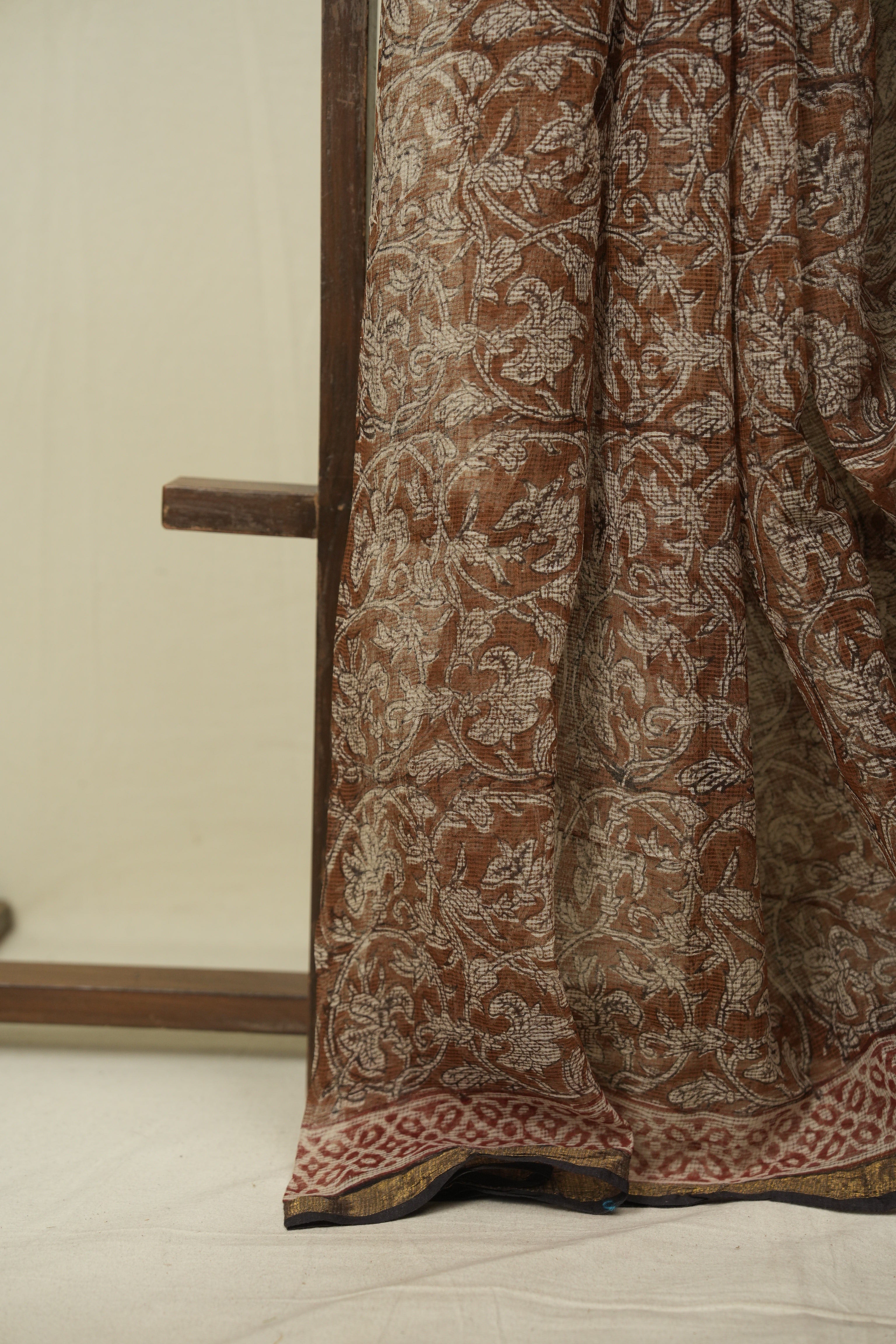 Brown Kota Doria Saree - SRBKDS304