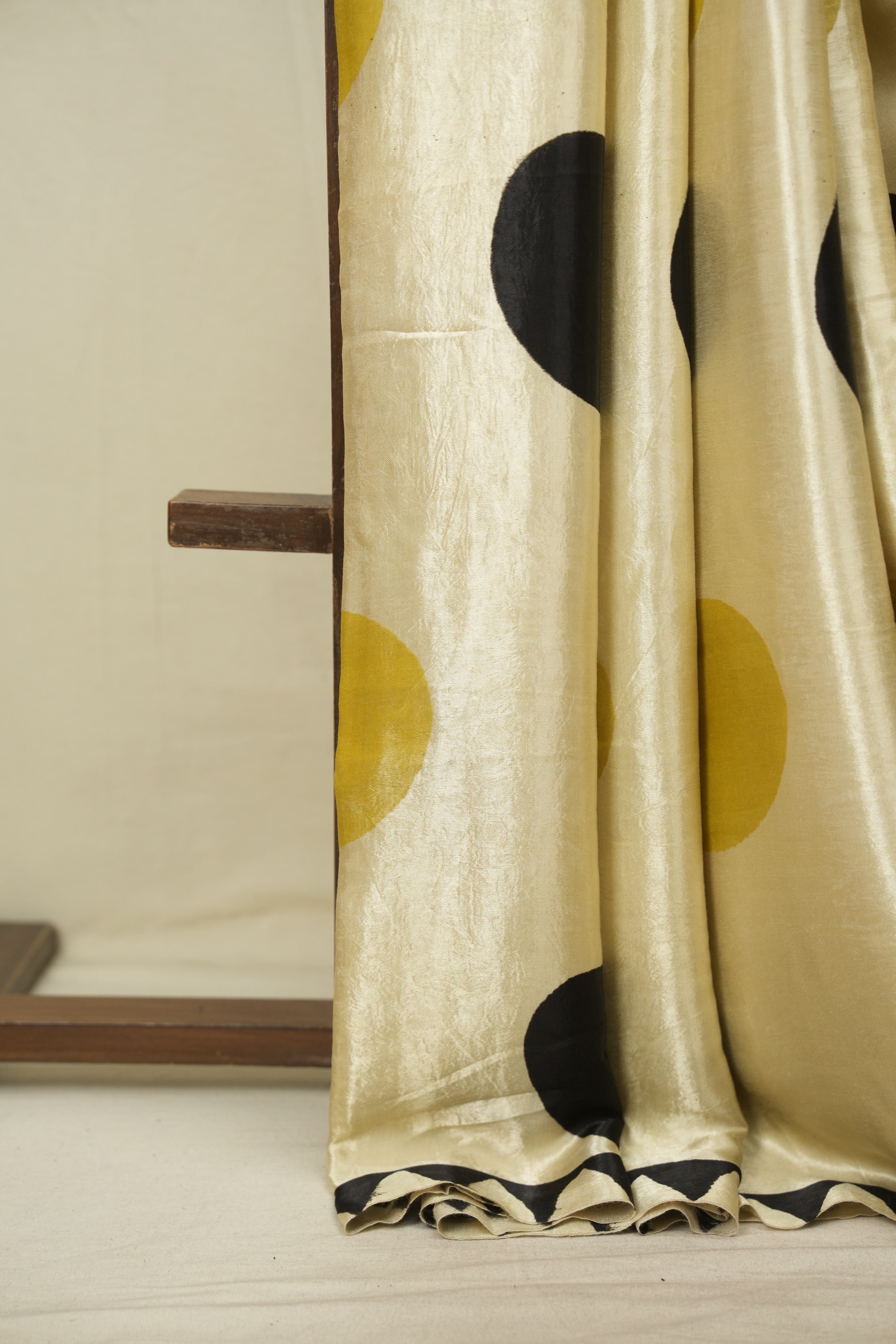 Cream HBP Modal Silk Saree - SRCMSS714