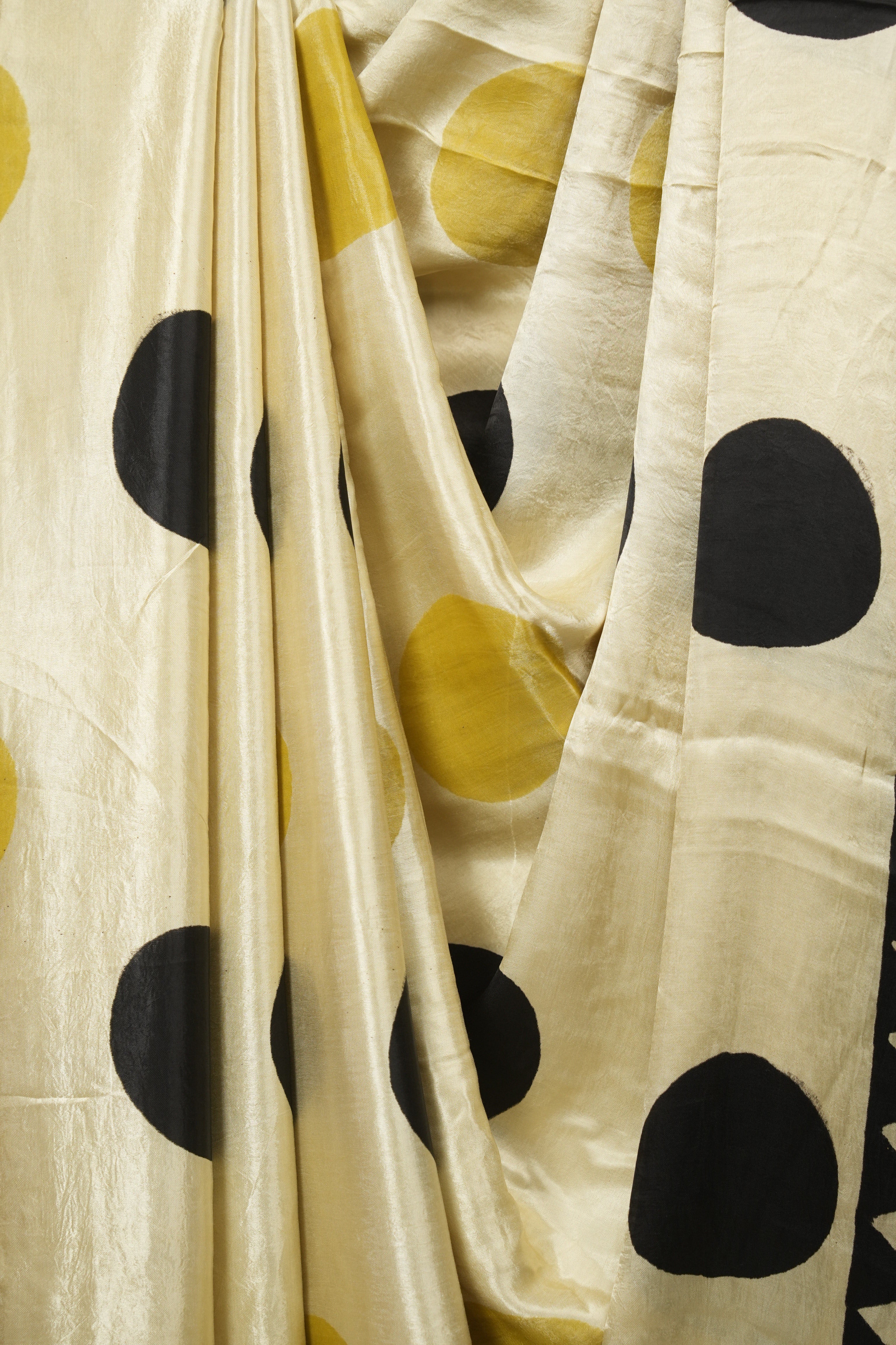 Cream HBP Modal Silk Saree - SRCMSS714