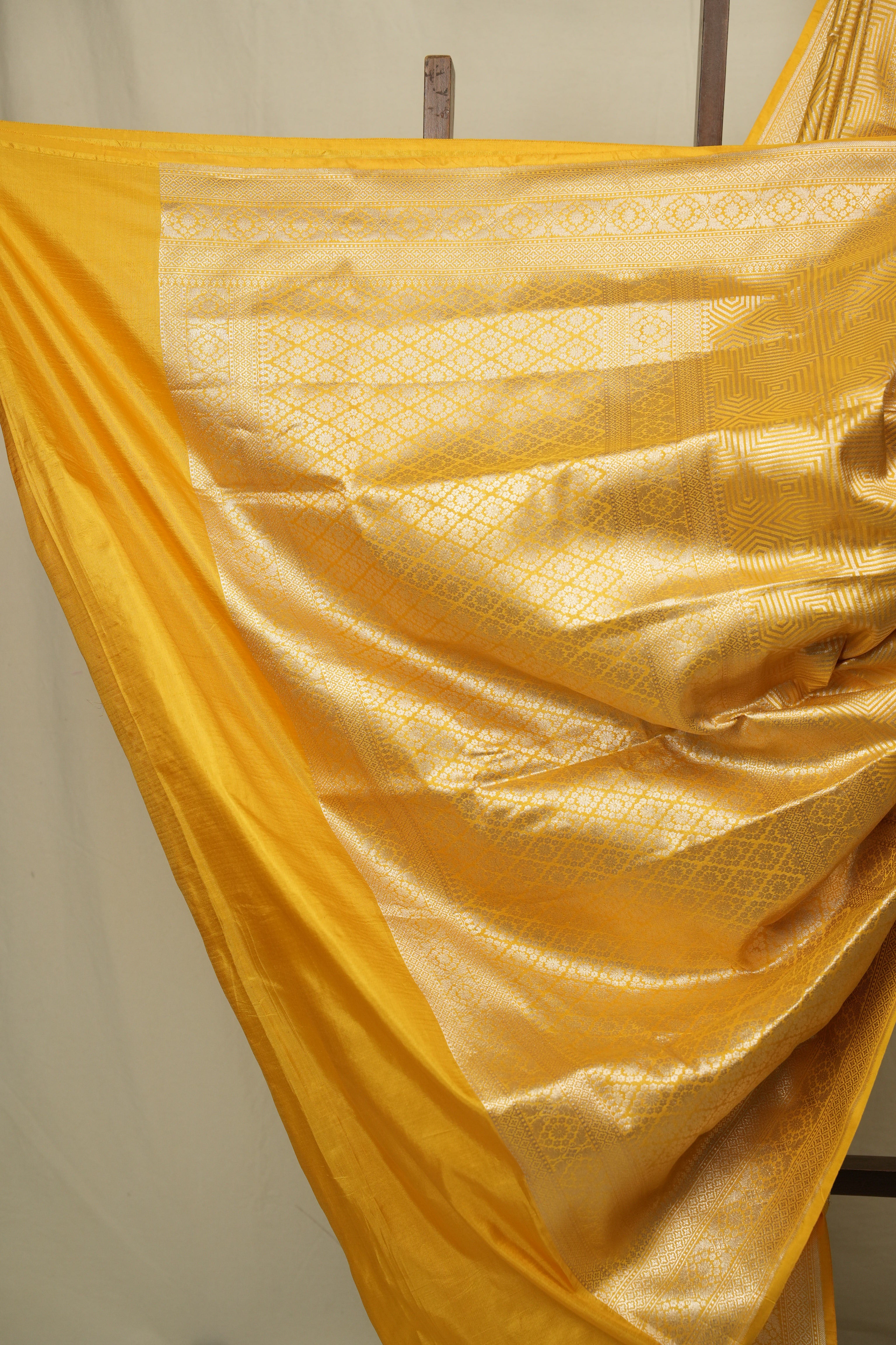 Yellow Banarasi Silk Saree - SRYBSS928