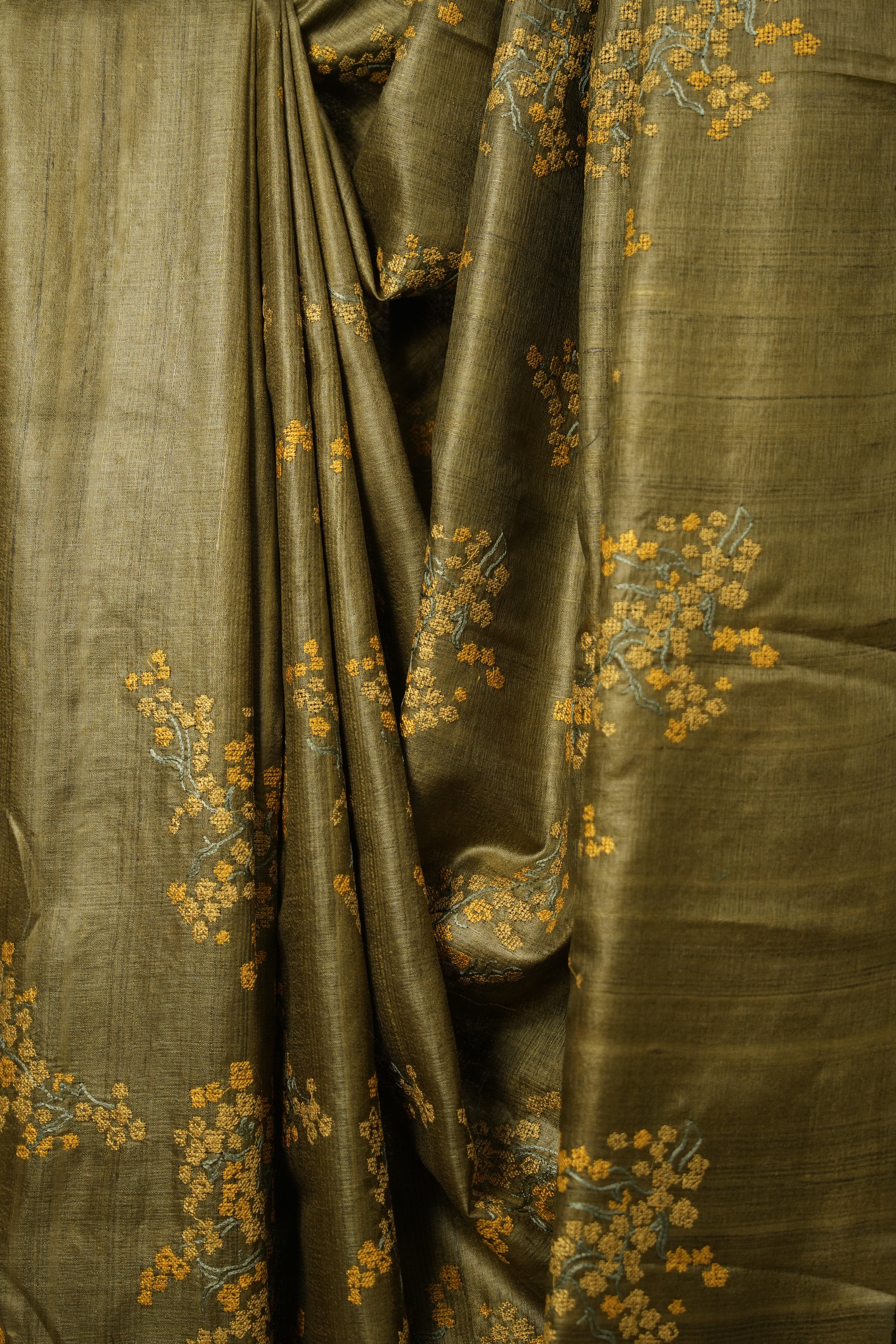 Mehendi Green Machine Embroidered Tussar Silk Saree - SRMGMETSS1508