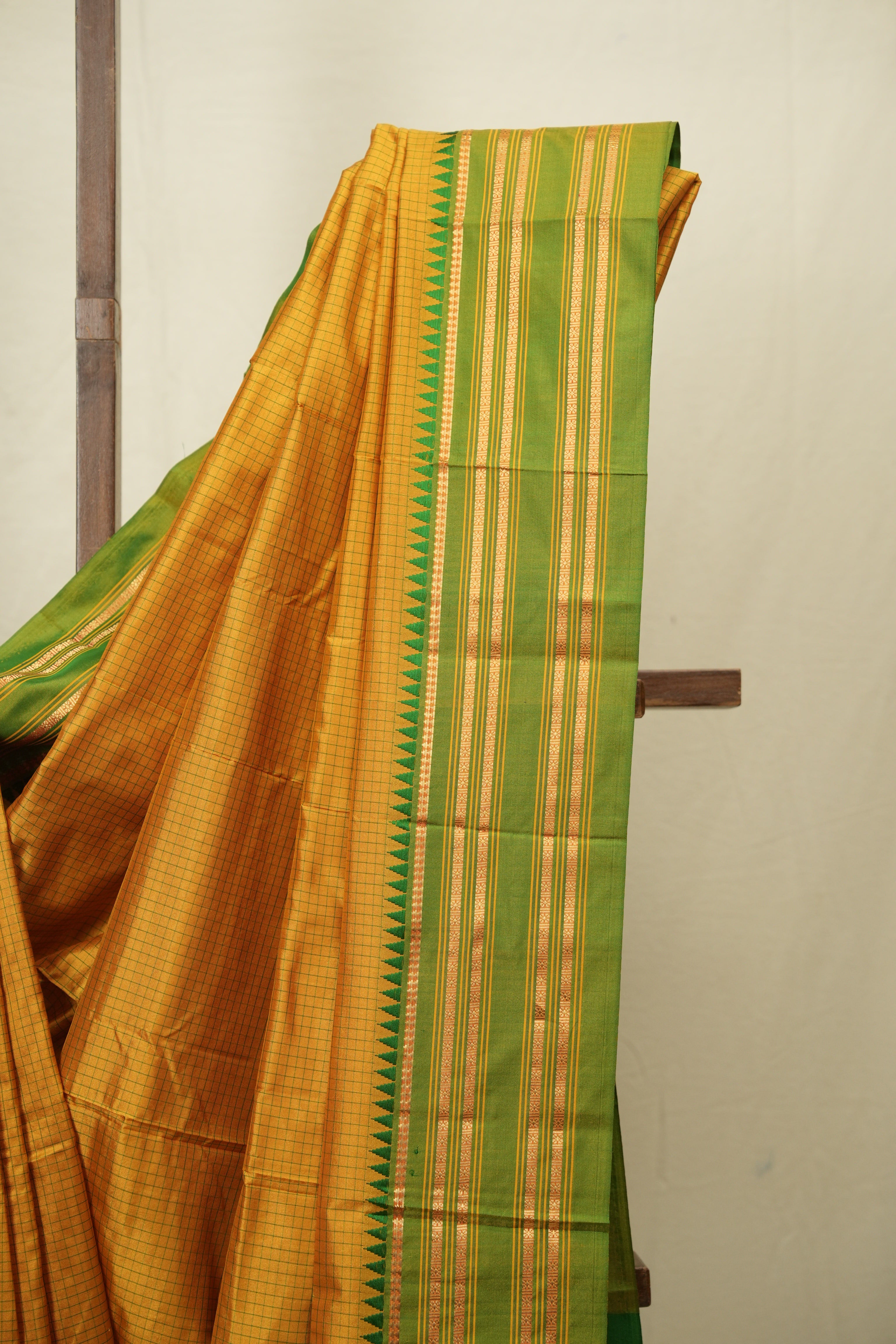 Mustard Narayan Peth Silk Saree - SRMNPSS01