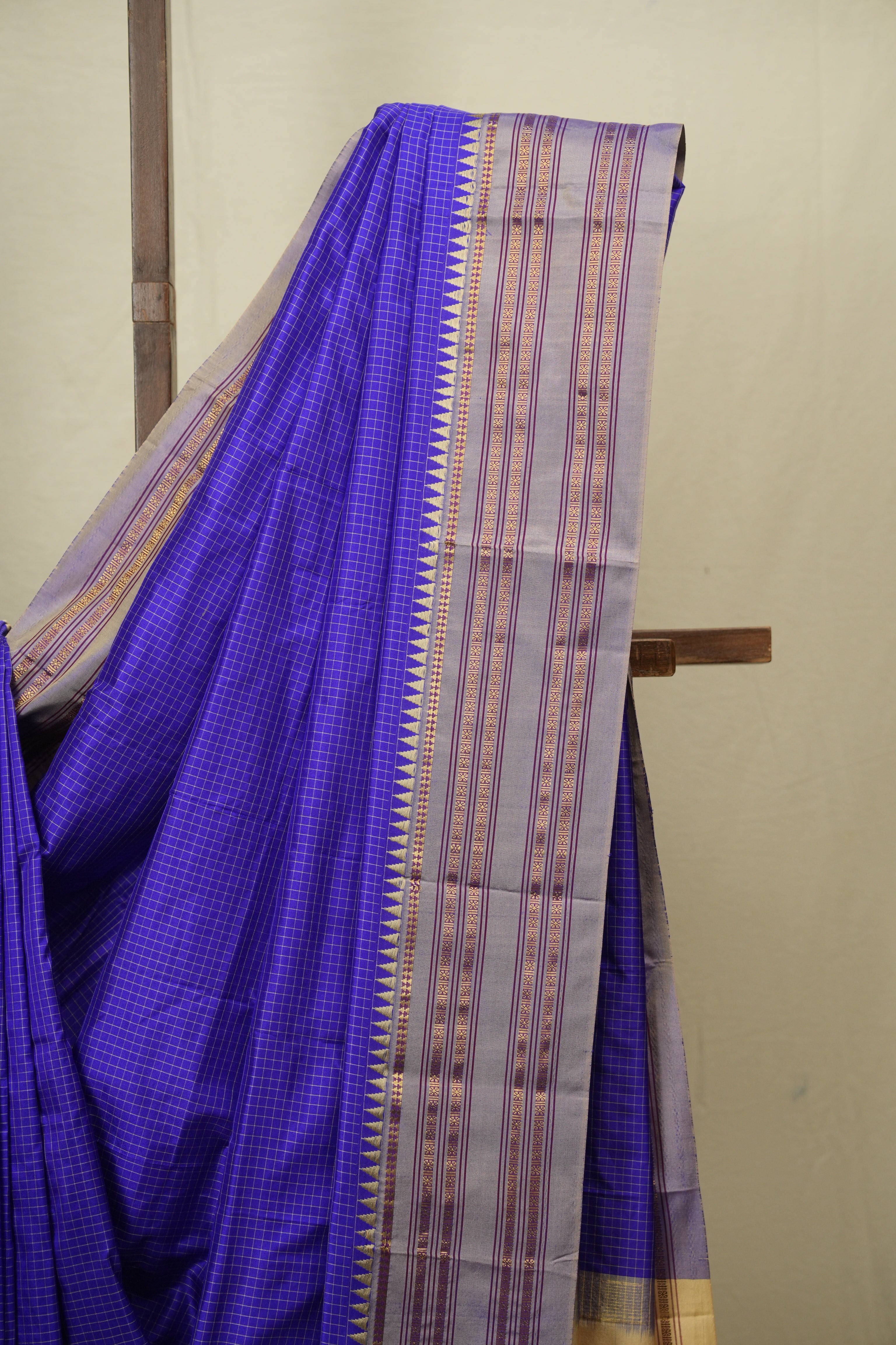 Royal Blue Narayan Peth Silk Saree - SRRBNPSS05