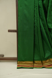 Green Narayan Peth Silk Saree - SRGNPSS17
