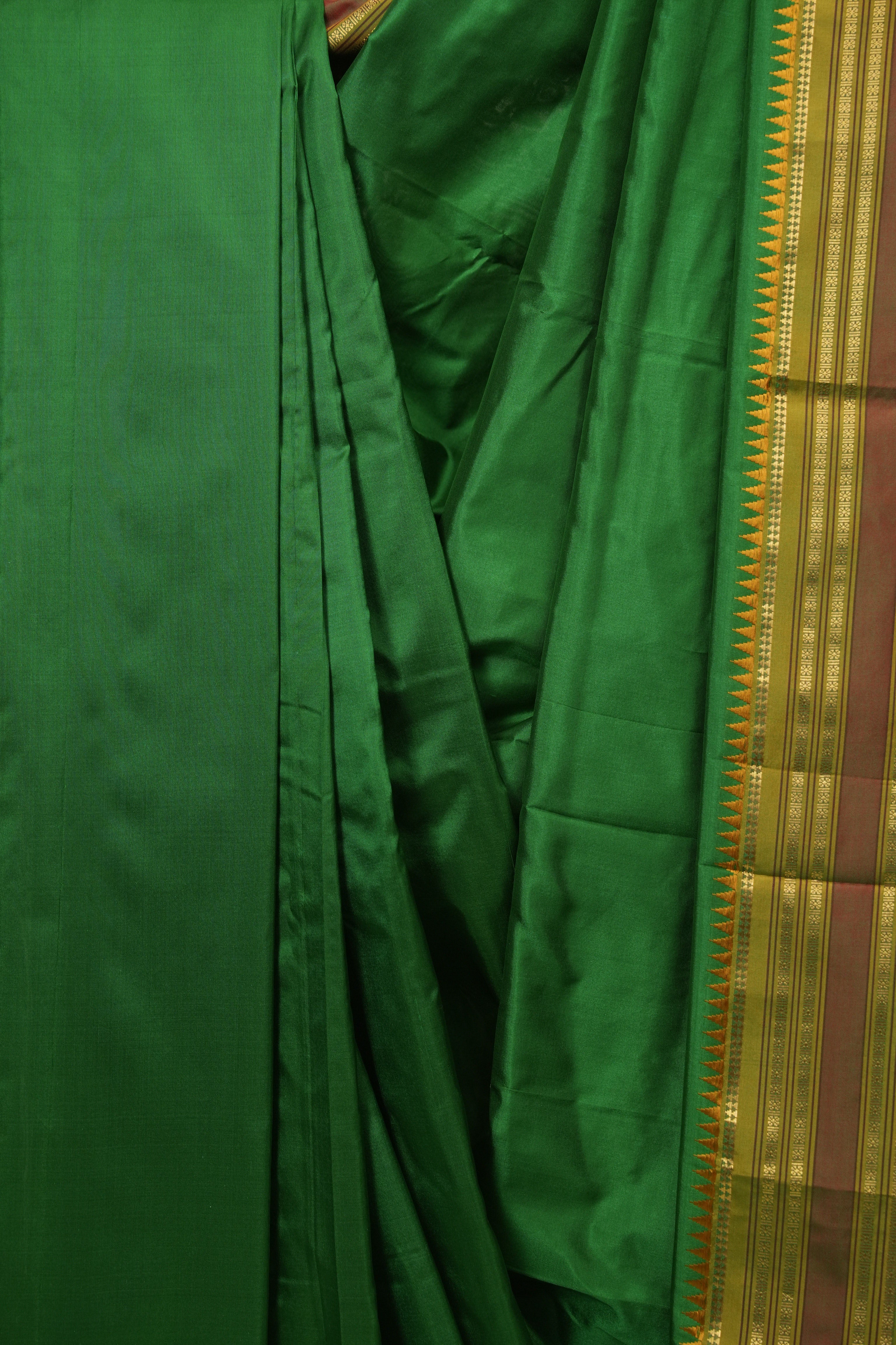 Green Narayan Peth Silk Saree - SRGNPSS17