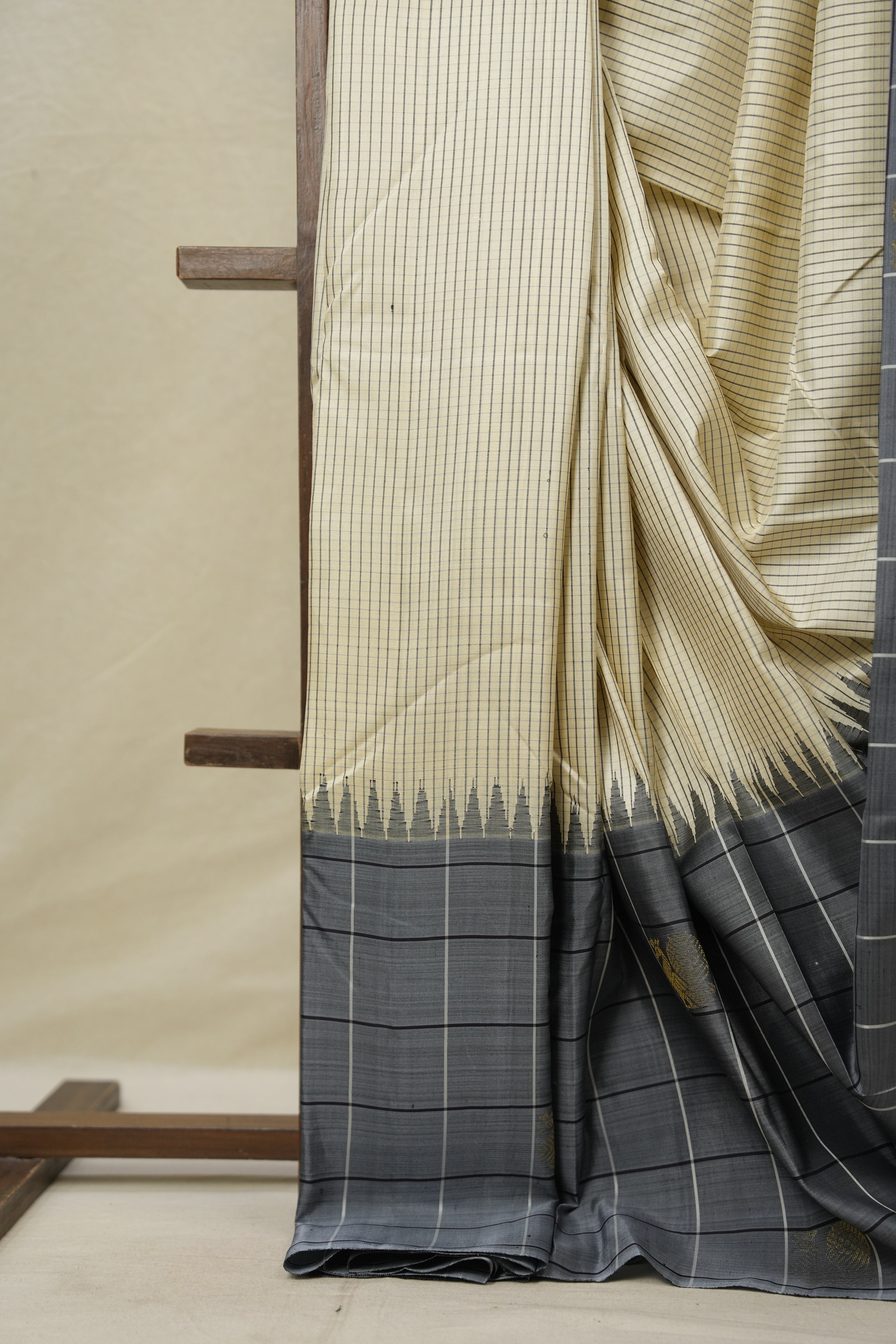 Cream Kanjivaram Silk Saree - SRCKSS1034