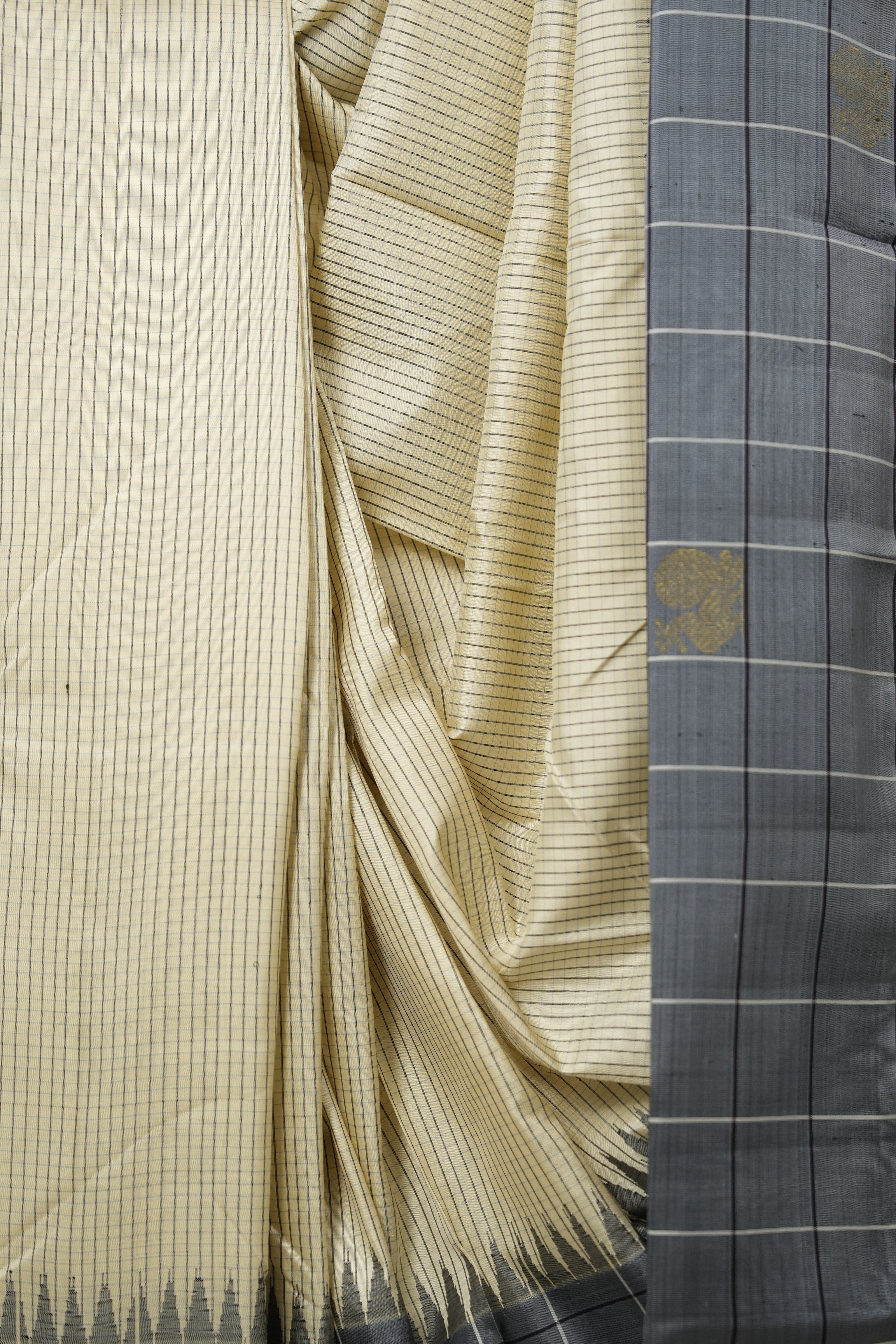 Cream Kanjivaram Silk Saree - SRCKSS1034