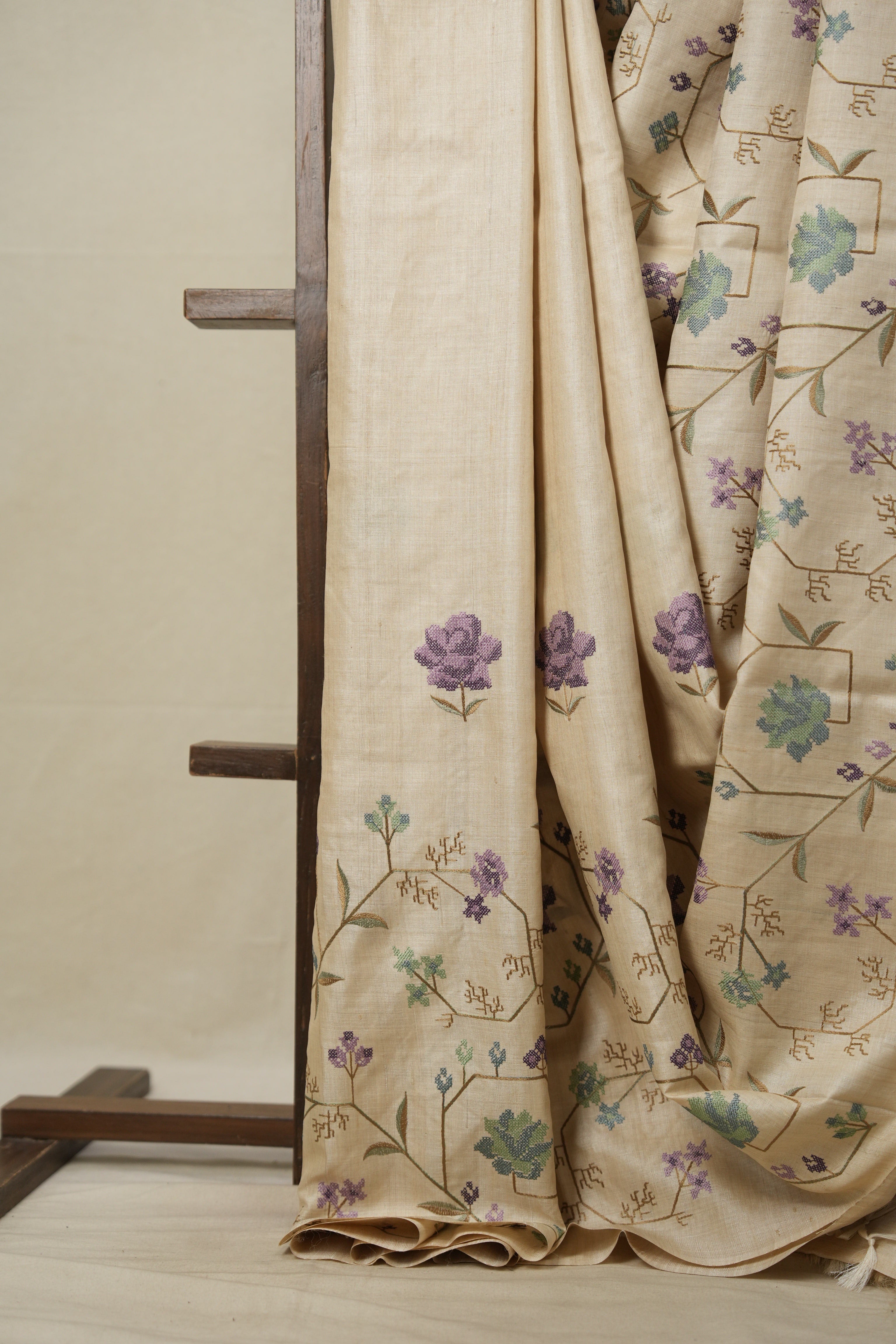 Cream Machine Embroidered Tussar Silk Saree - SRCMETSS1502