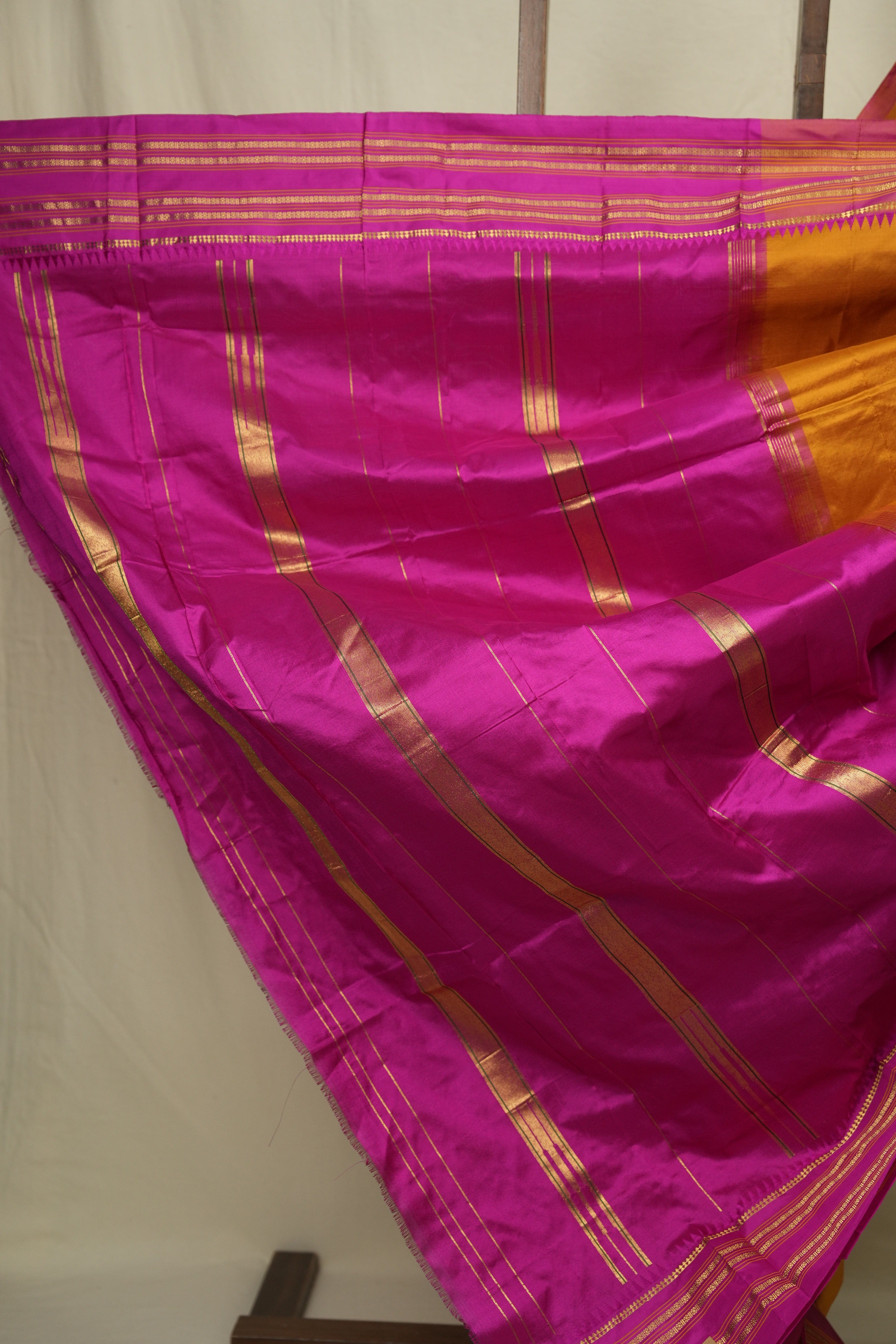 Mustard Narayan Peth Silk Saree - SRMNPSS16