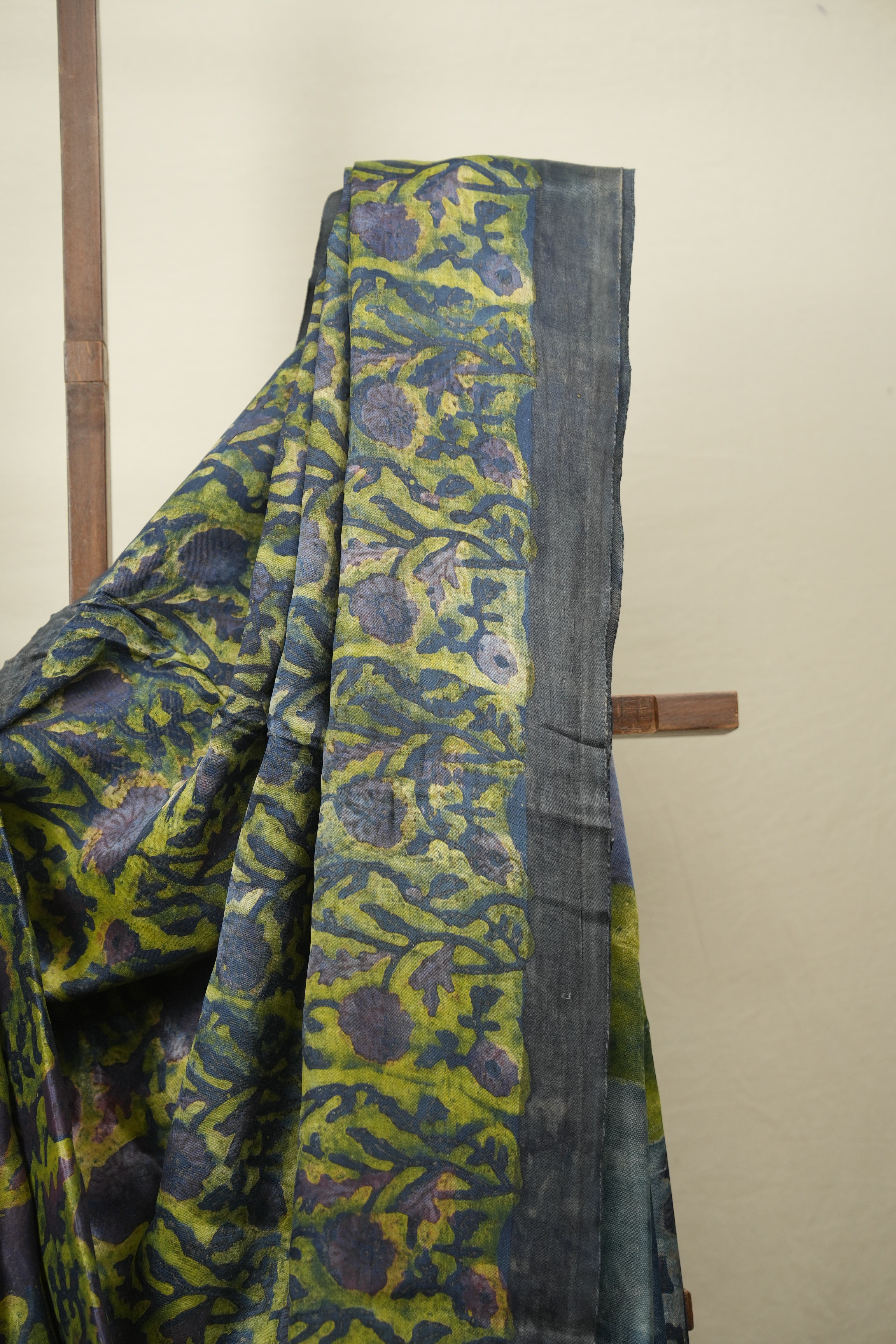 Green HBP Modal Silk Saree - SRGMSS730