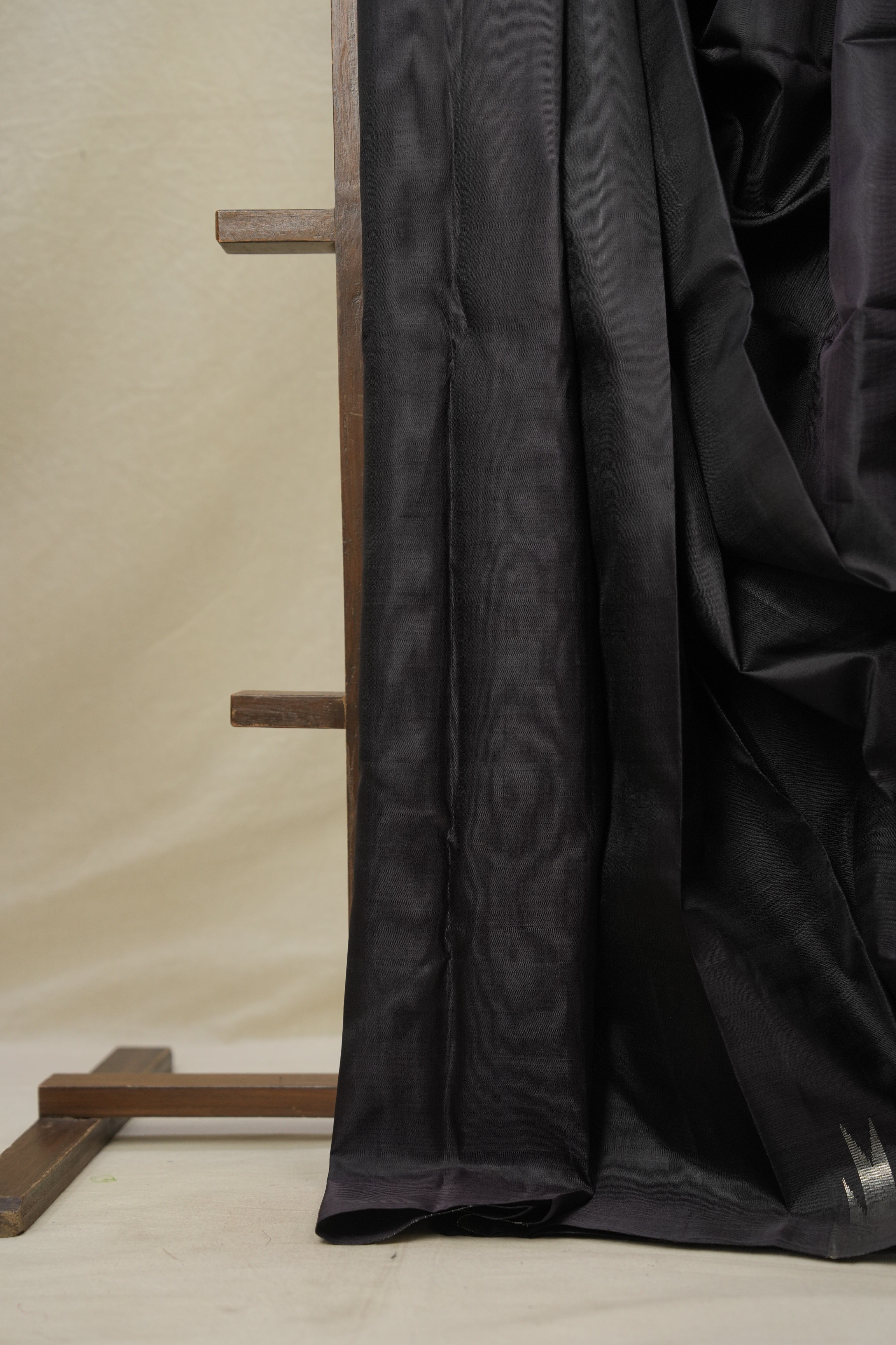 Dark Purple Kanjivaram Silk Saree - SRDPKSS1025