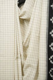 White Pochampalli Cotton Ikat Saree - SRWPCIS751
