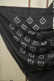 White Pochampalli Cotton Ikat Saree - SRWPCIS751