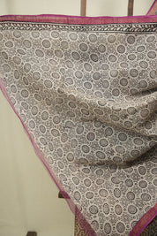 Off-White Kota Doria Saree - SROWKDS289