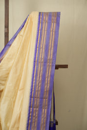 Off White Narayan Peth Silk Saree - SROWNPSS09