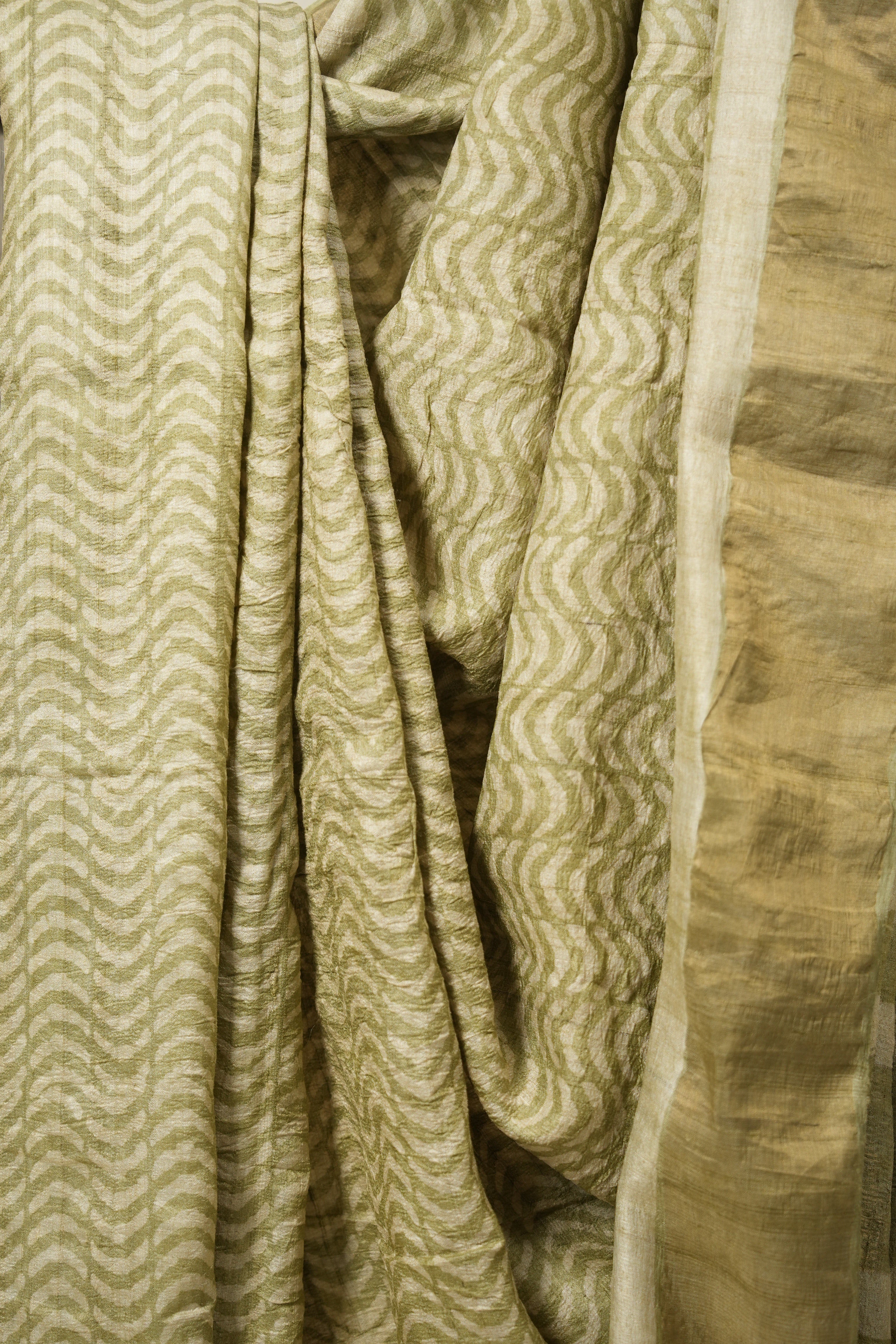 Light Green HBP Tussar Silk Saree - SRLGHTSS740