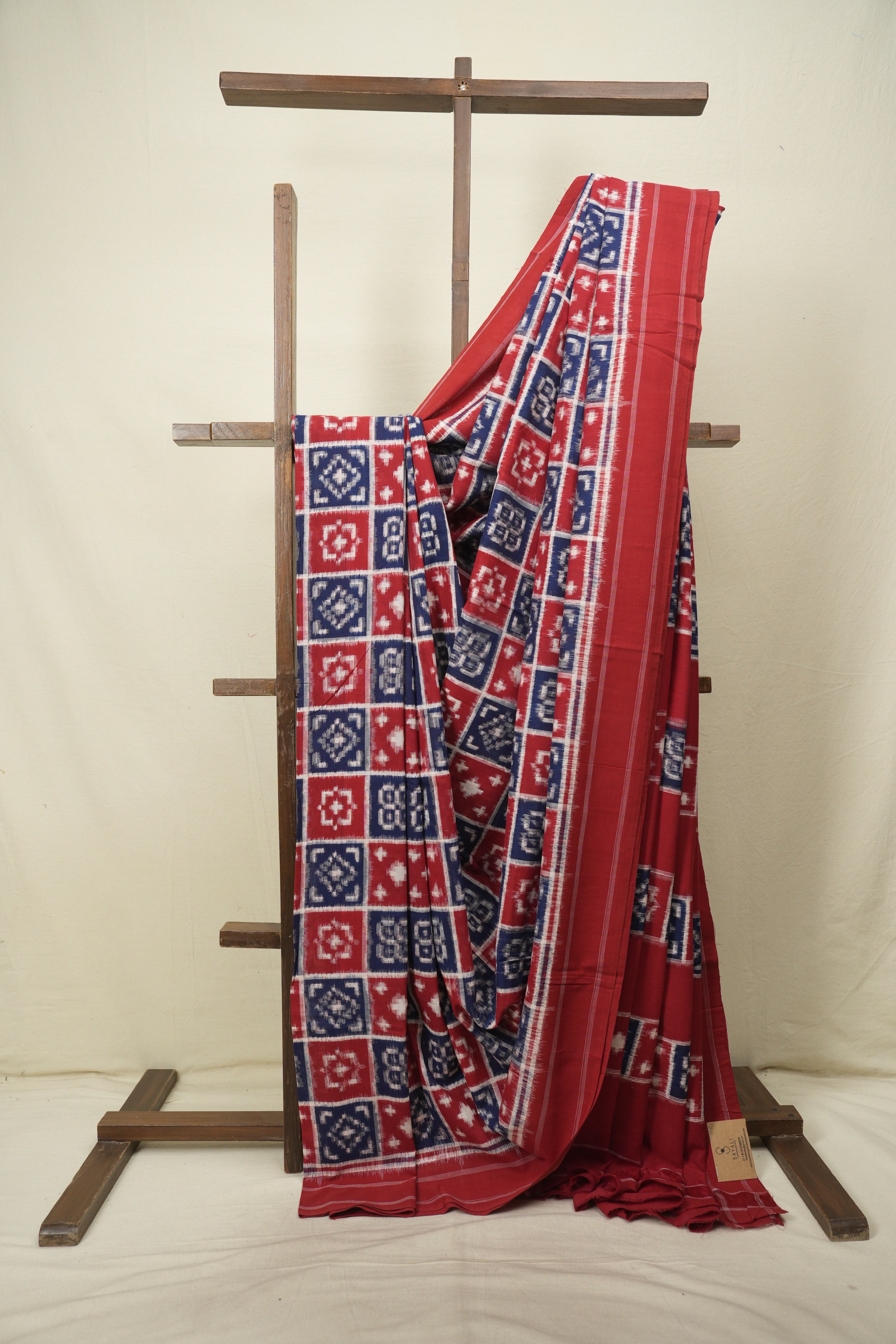 Red Blue Pochampalli Cotton Ikat Saree - SRRBPCIS731
