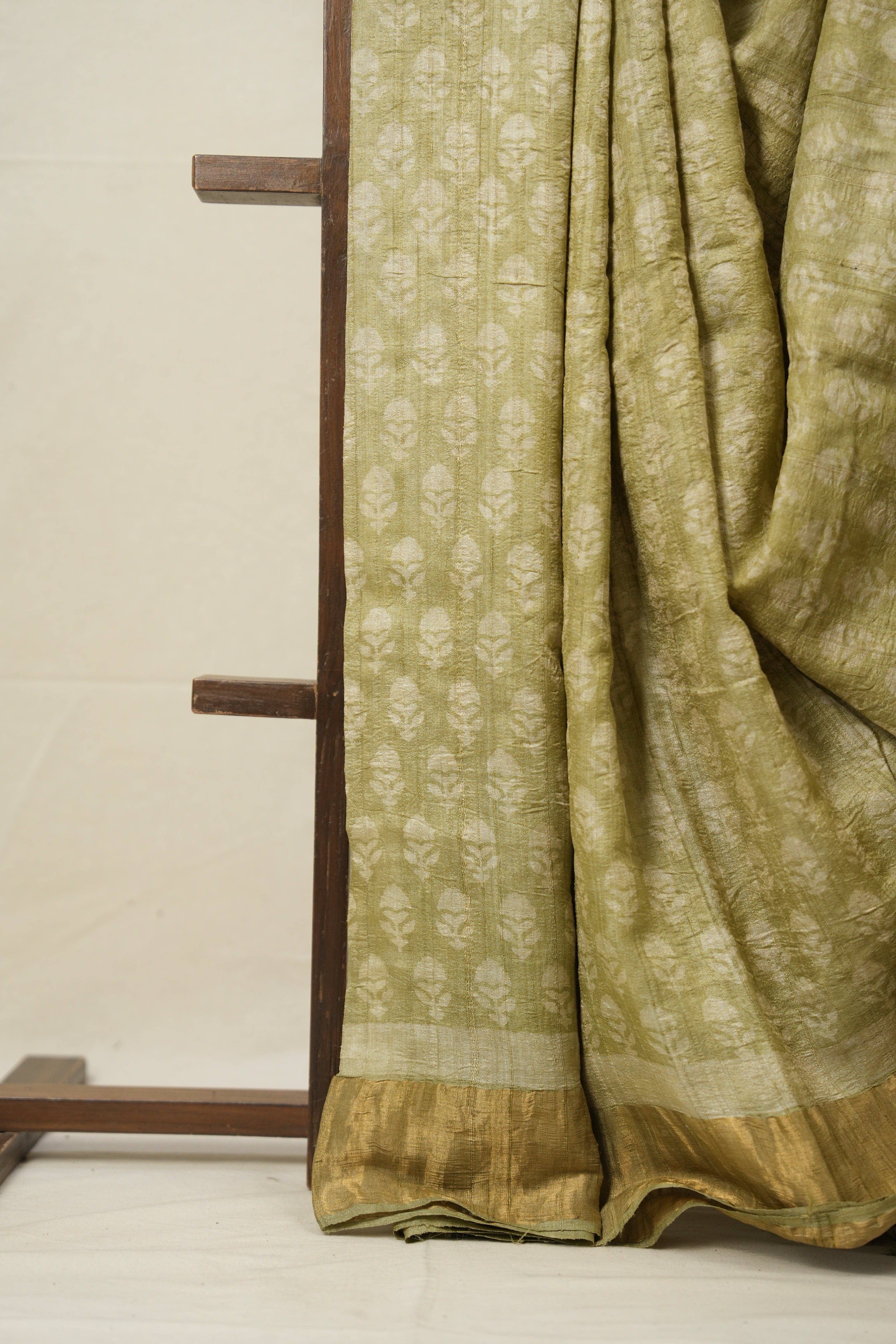 Light Green HBP Tussar Silk Saree - SRLGHTSS741