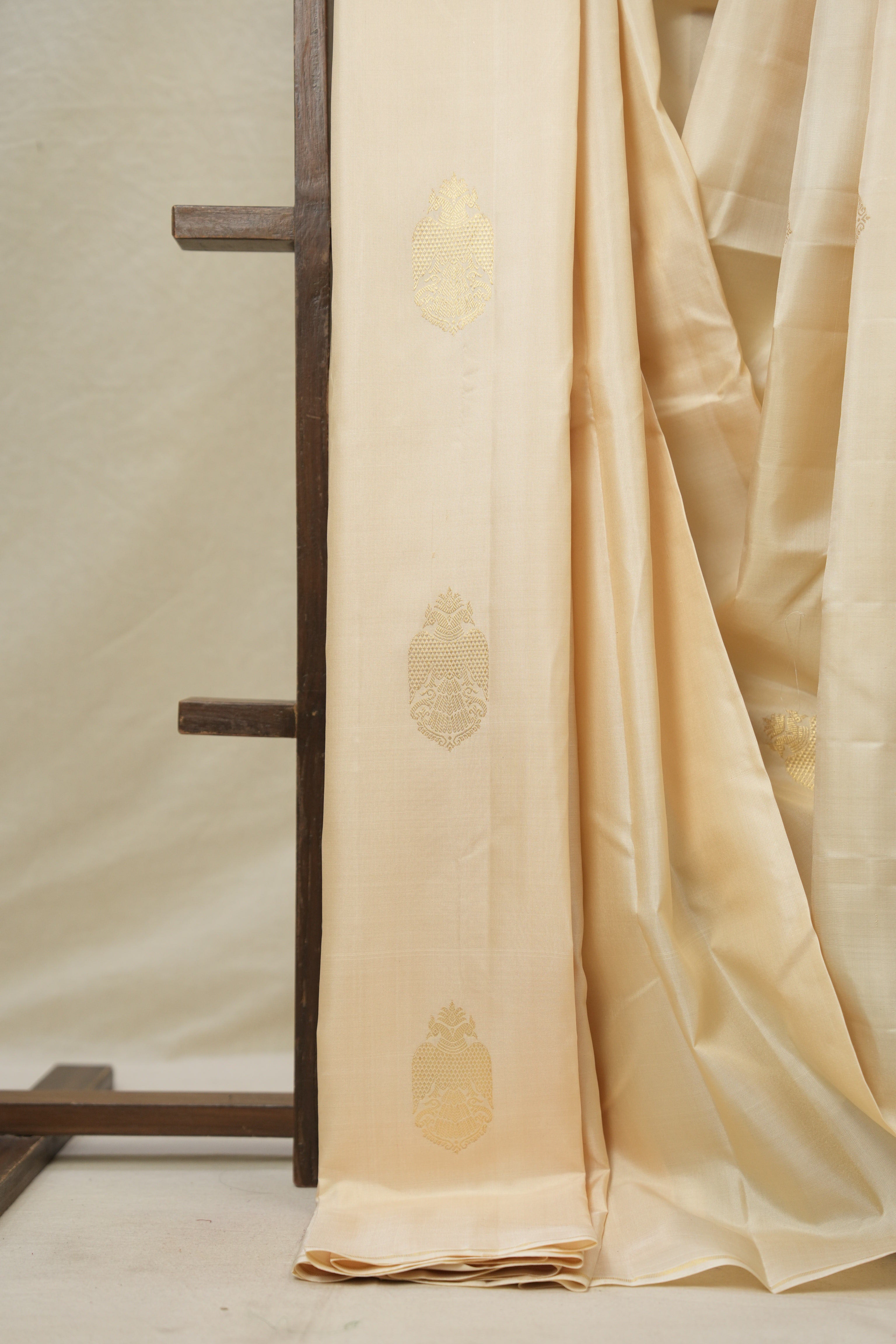 Cream Kanjivaram Silk Saree - SRCKSS1039