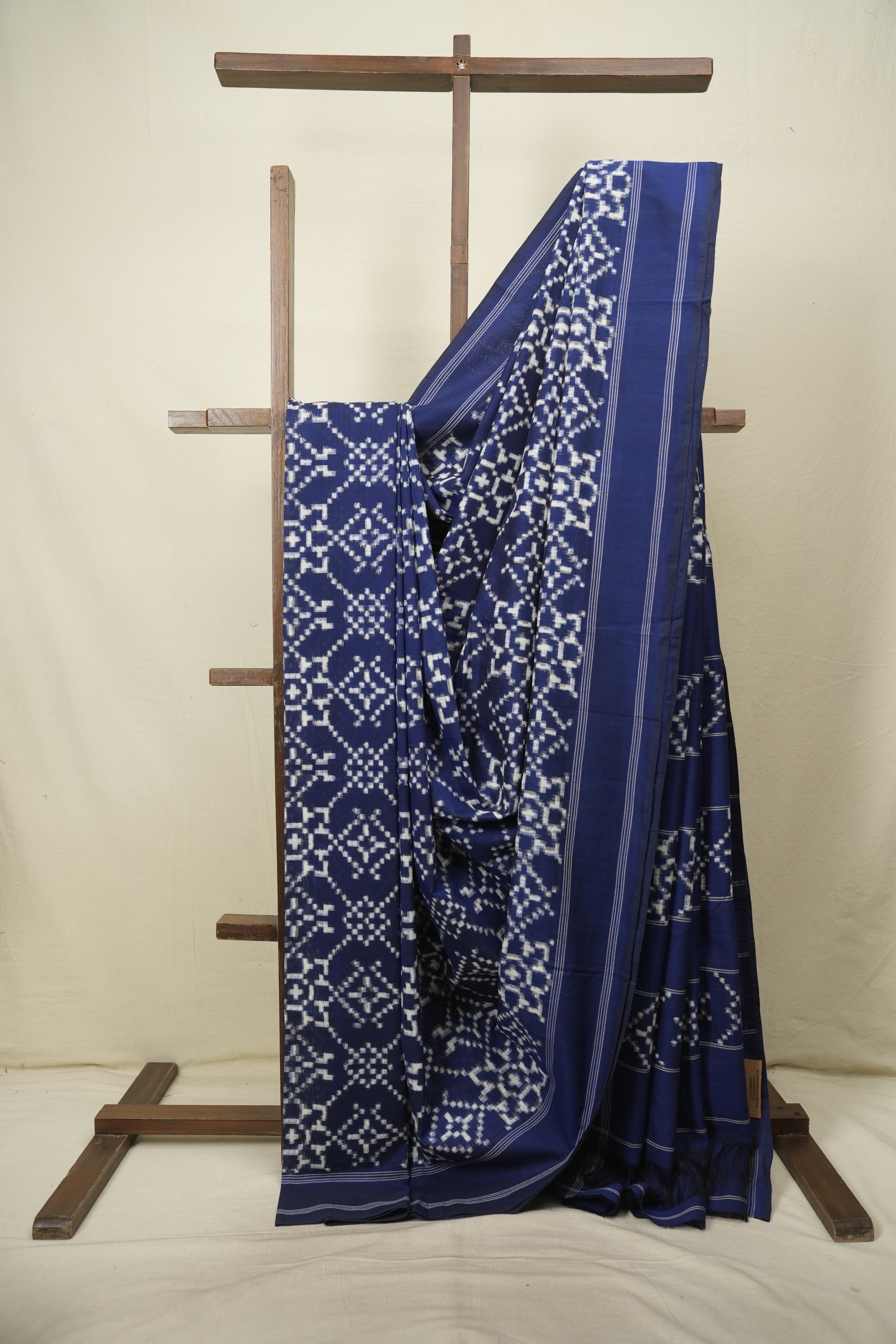 Navy Blue Pochampalli Cotton Ikat Saree - SRNBPCIS727