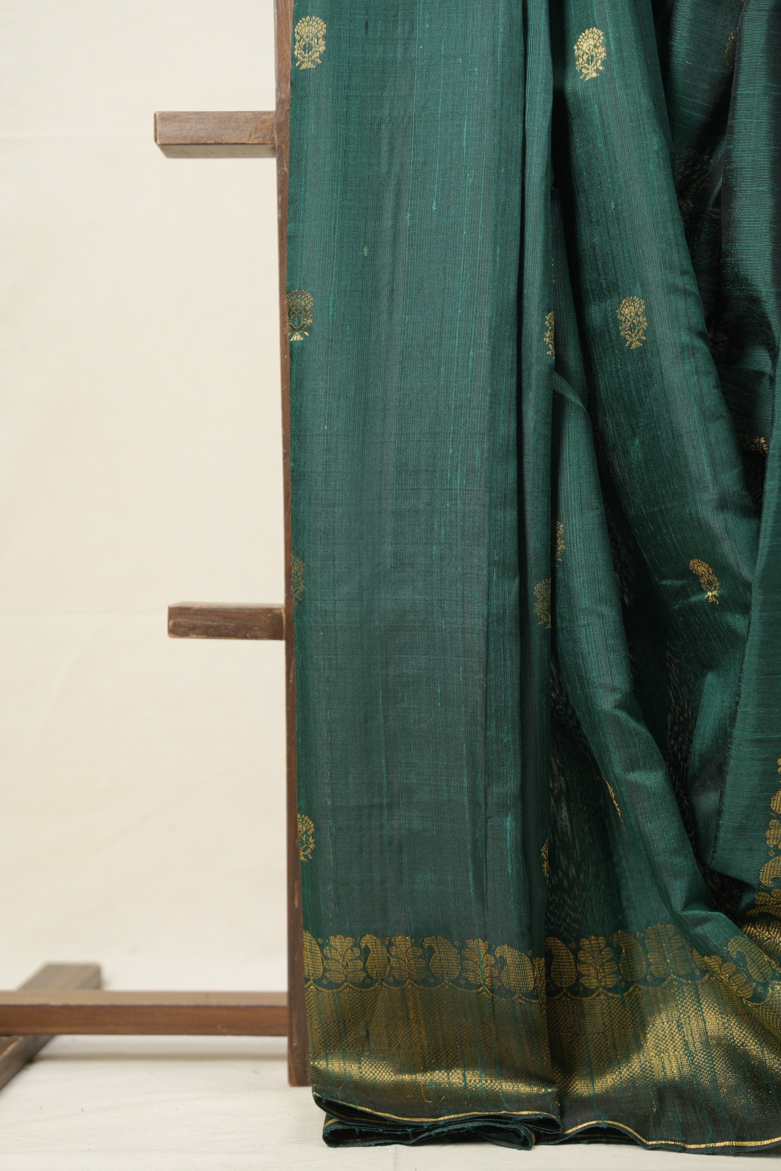 Green Raw Silk Saree - SRGRSS957