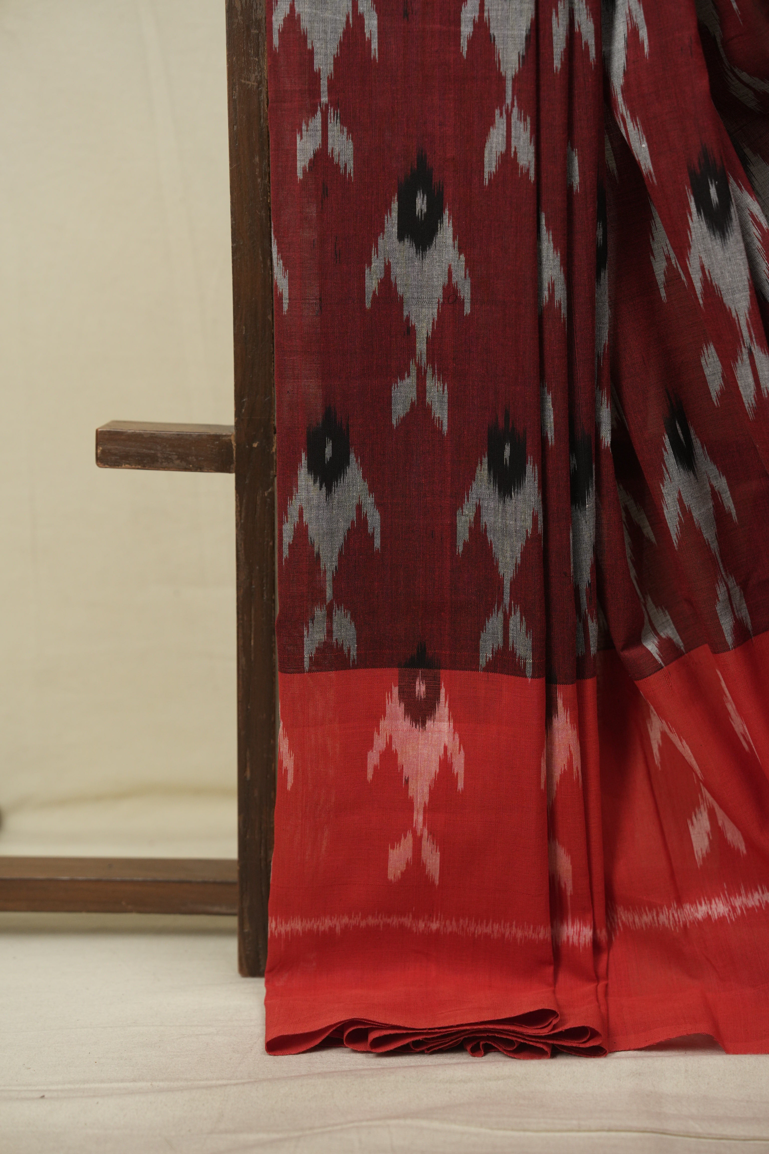 Maroon Pochampalli Cotton Ikat Saree - SRMPCIS757