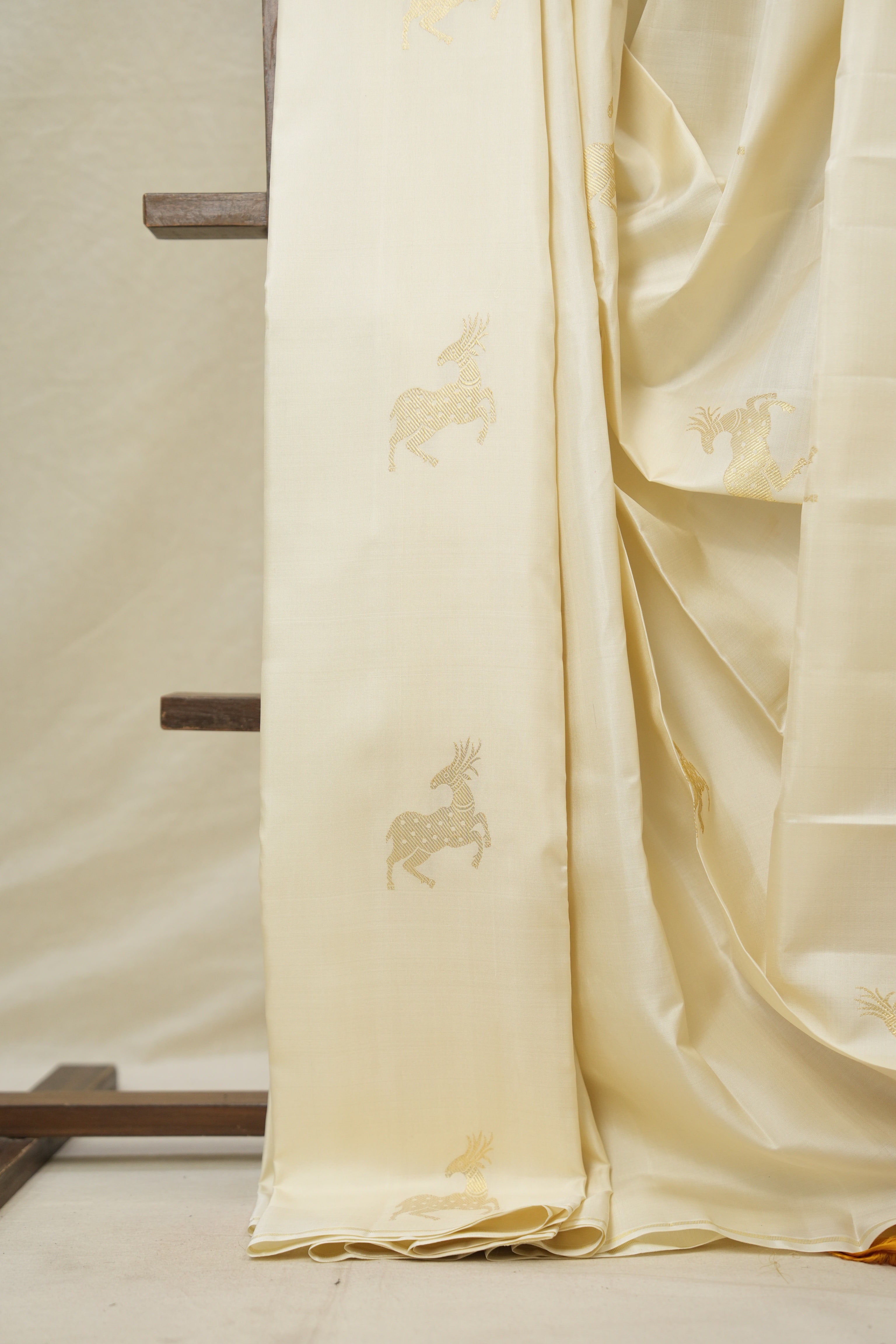 Ivory Kanjivaram Silk Saree - SRIKSS1051