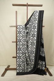 White Pochampalli Cotton Ikat Saree SRWPCIS723