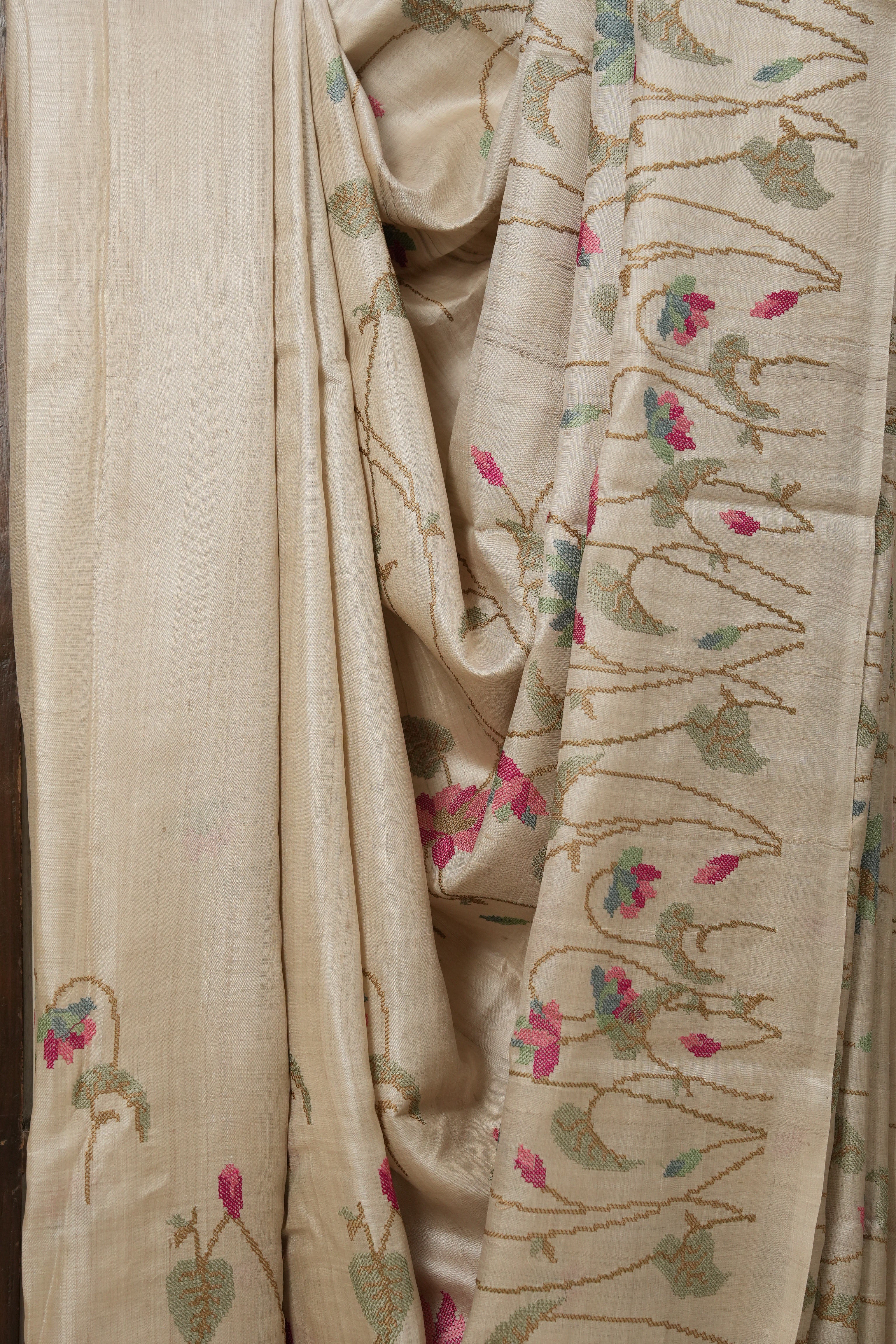 Cream Machine Embroidered Tussar Silk Saree - SRCMETSS1464