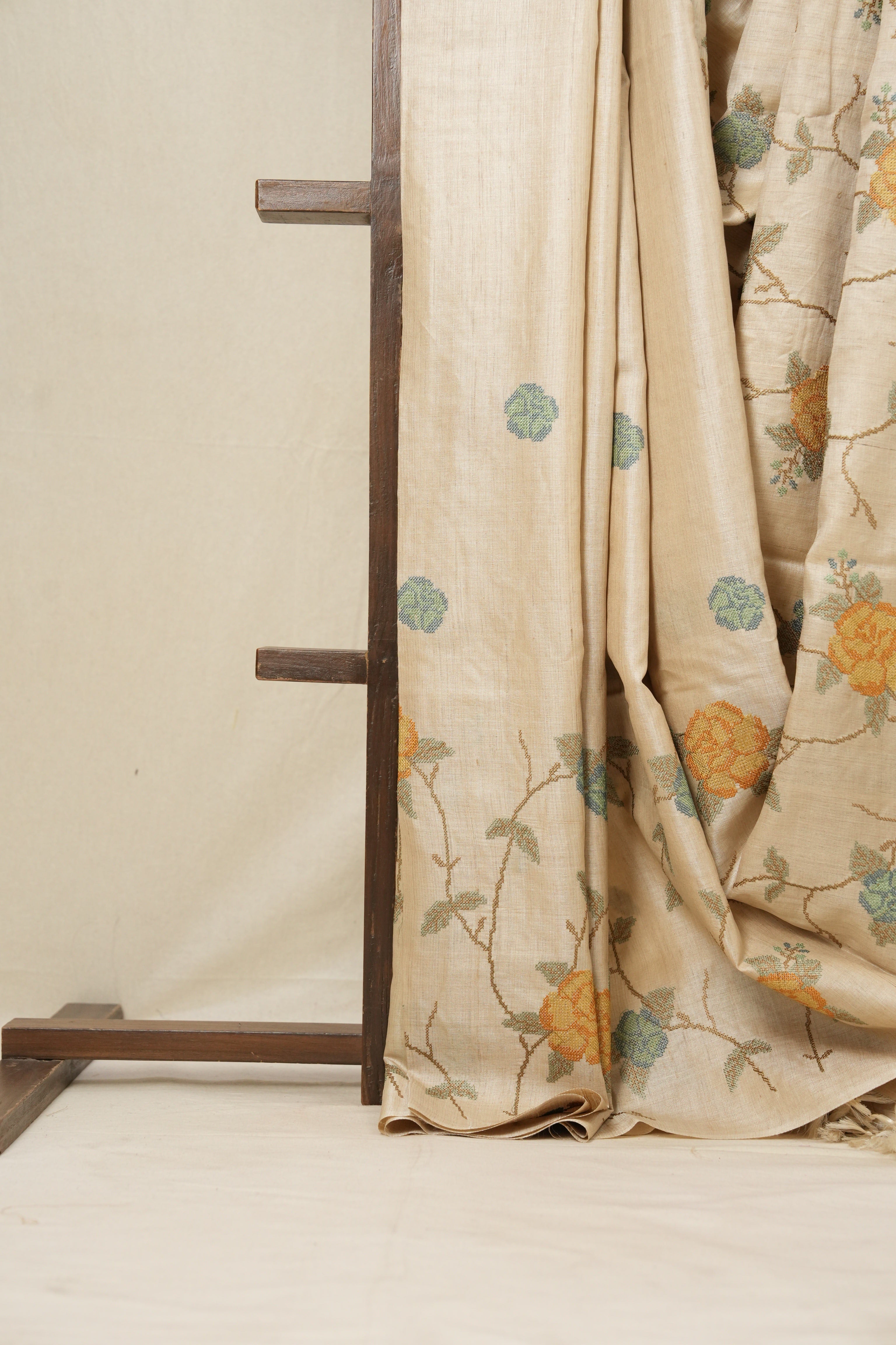 Cream Machine Embroidered Tussar Silk Saree - SRCMETSS1465