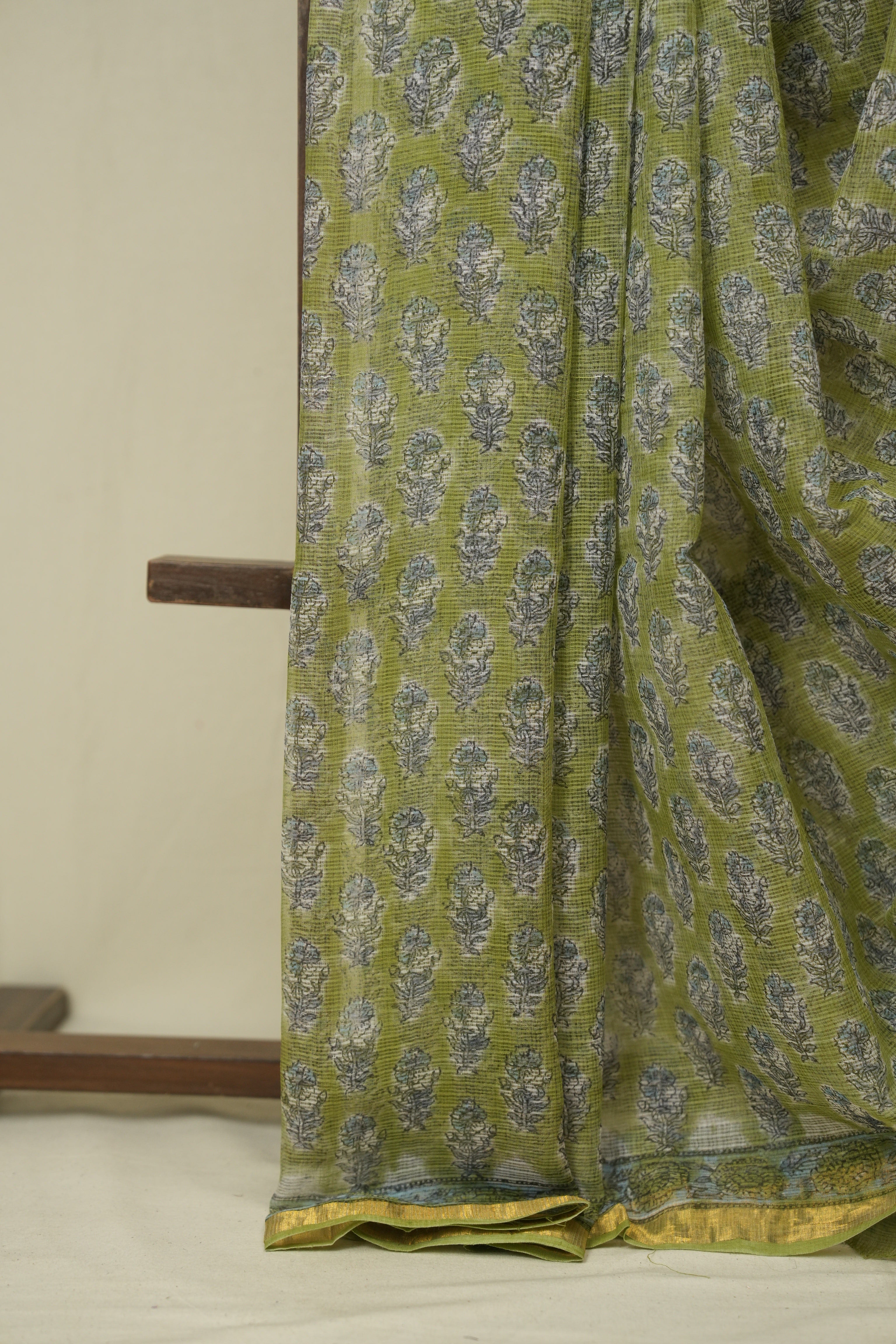 Pista Green HBP Kota Doria Saree - SRPGKDS279