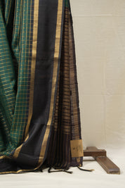Green Raw Silk Saree - SRGRSS947
