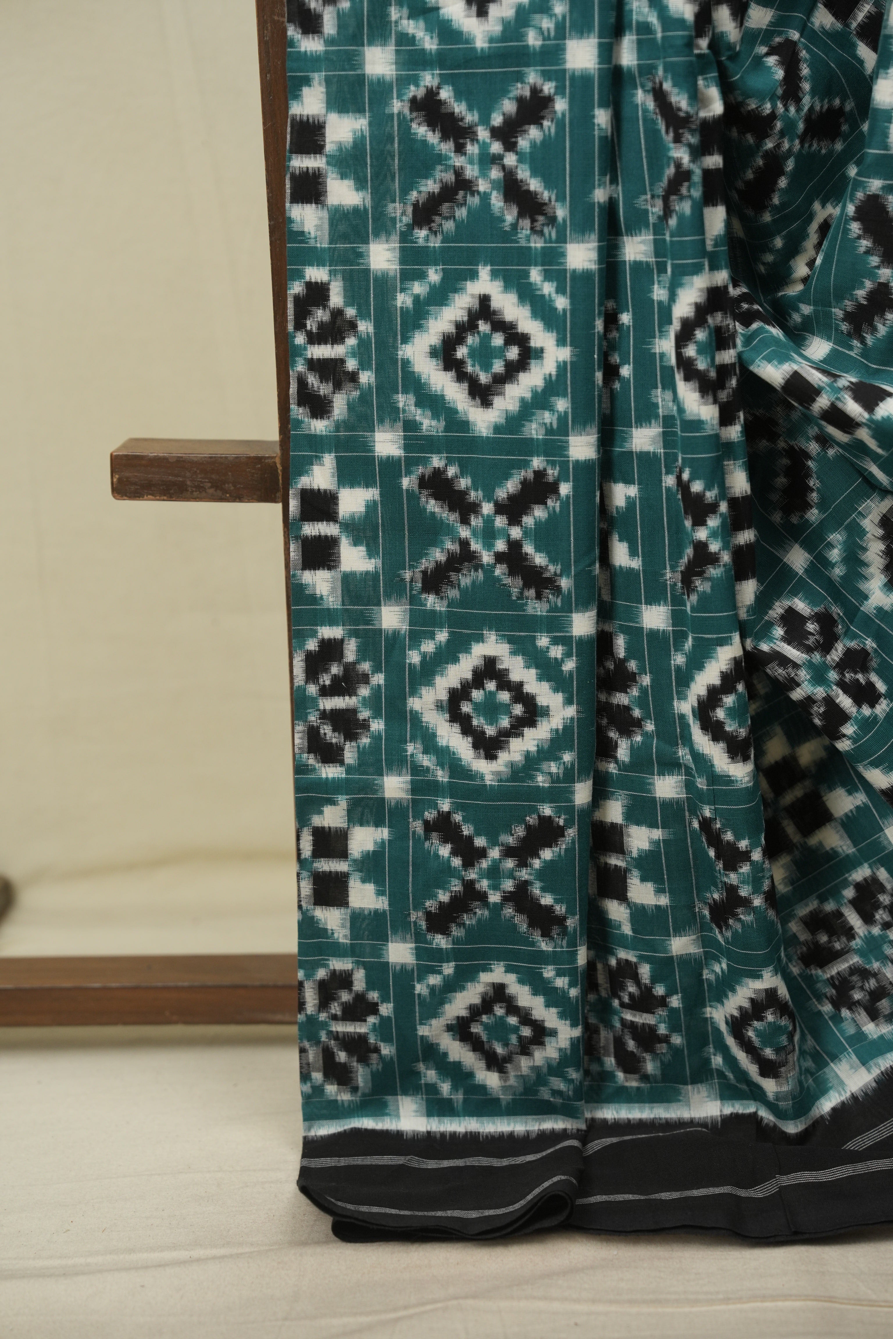 Green Pochampalli Cotton Ikat Saree - SRGPCIS758