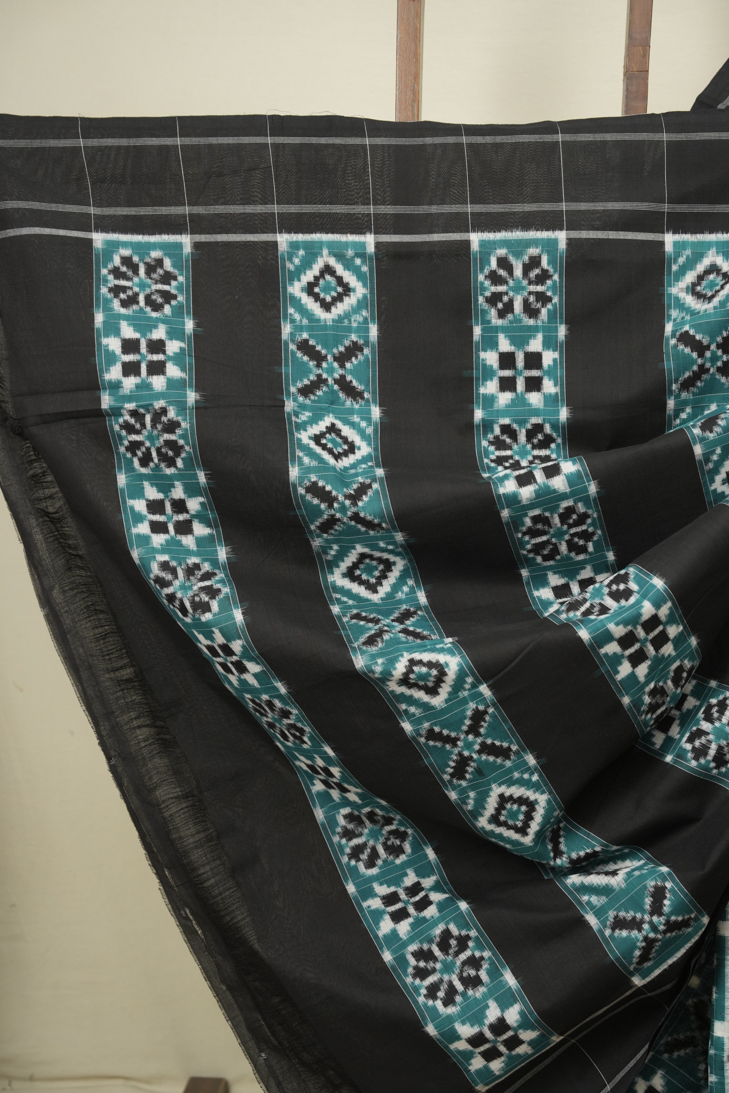 Green Pochampalli Cotton Ikat Saree - SRGPCIS758